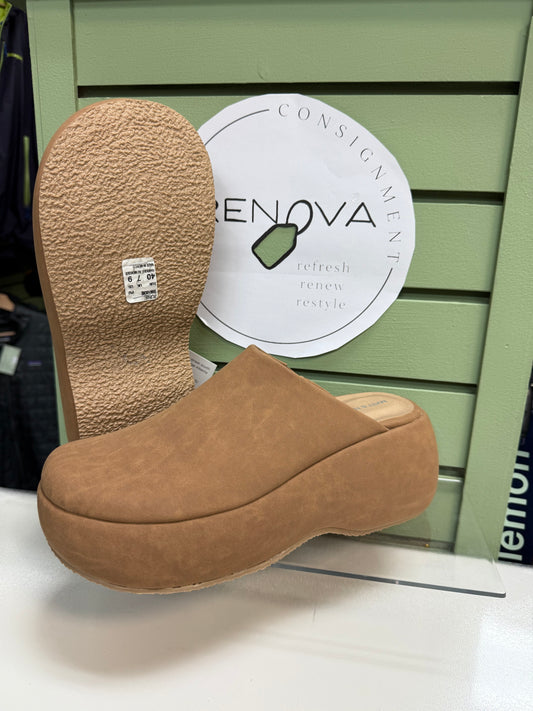 Matt & Nat June Mule Clog (Womens 9)