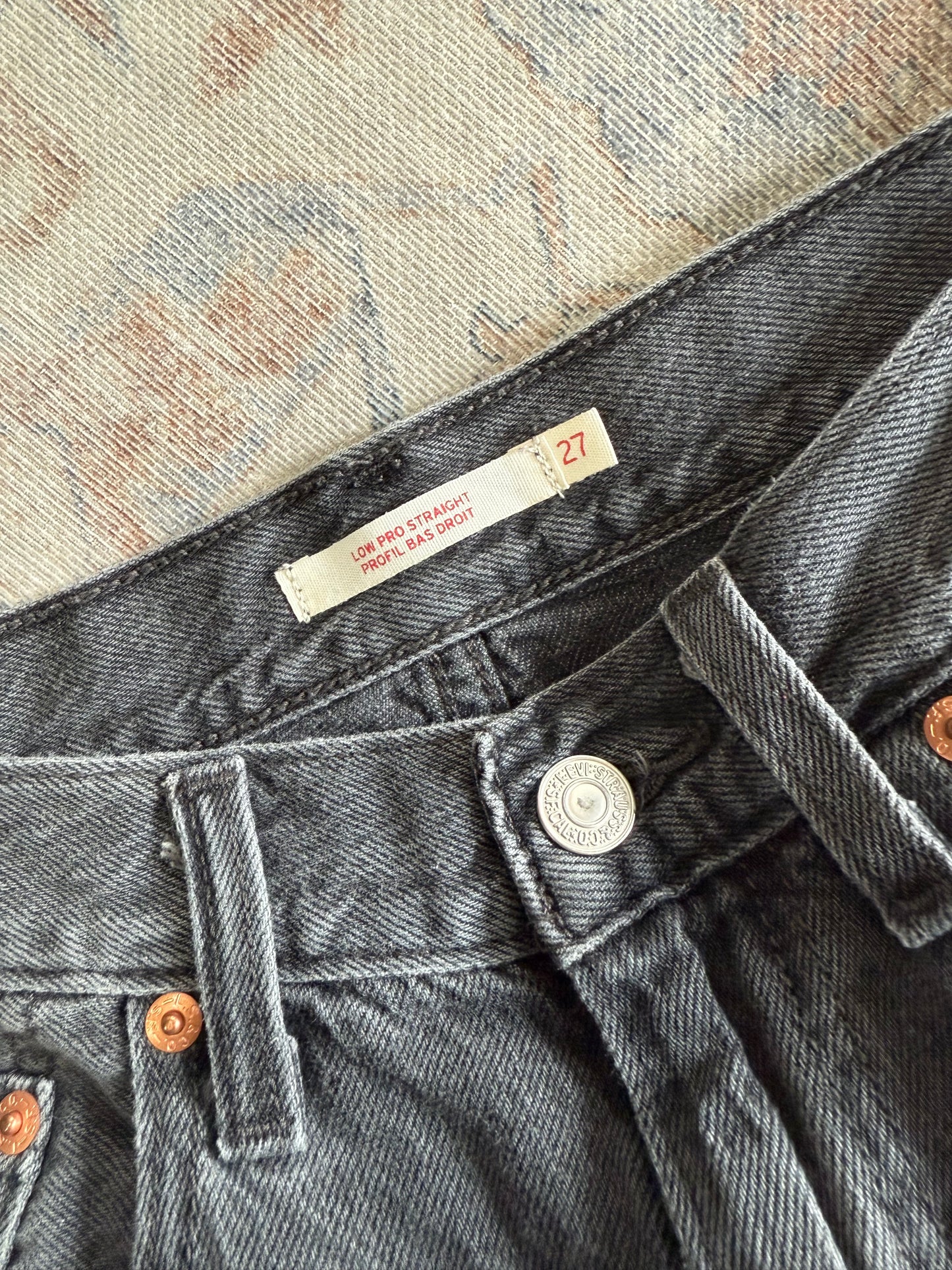 Levi’s Low Pro Straight Jeans (27x32)