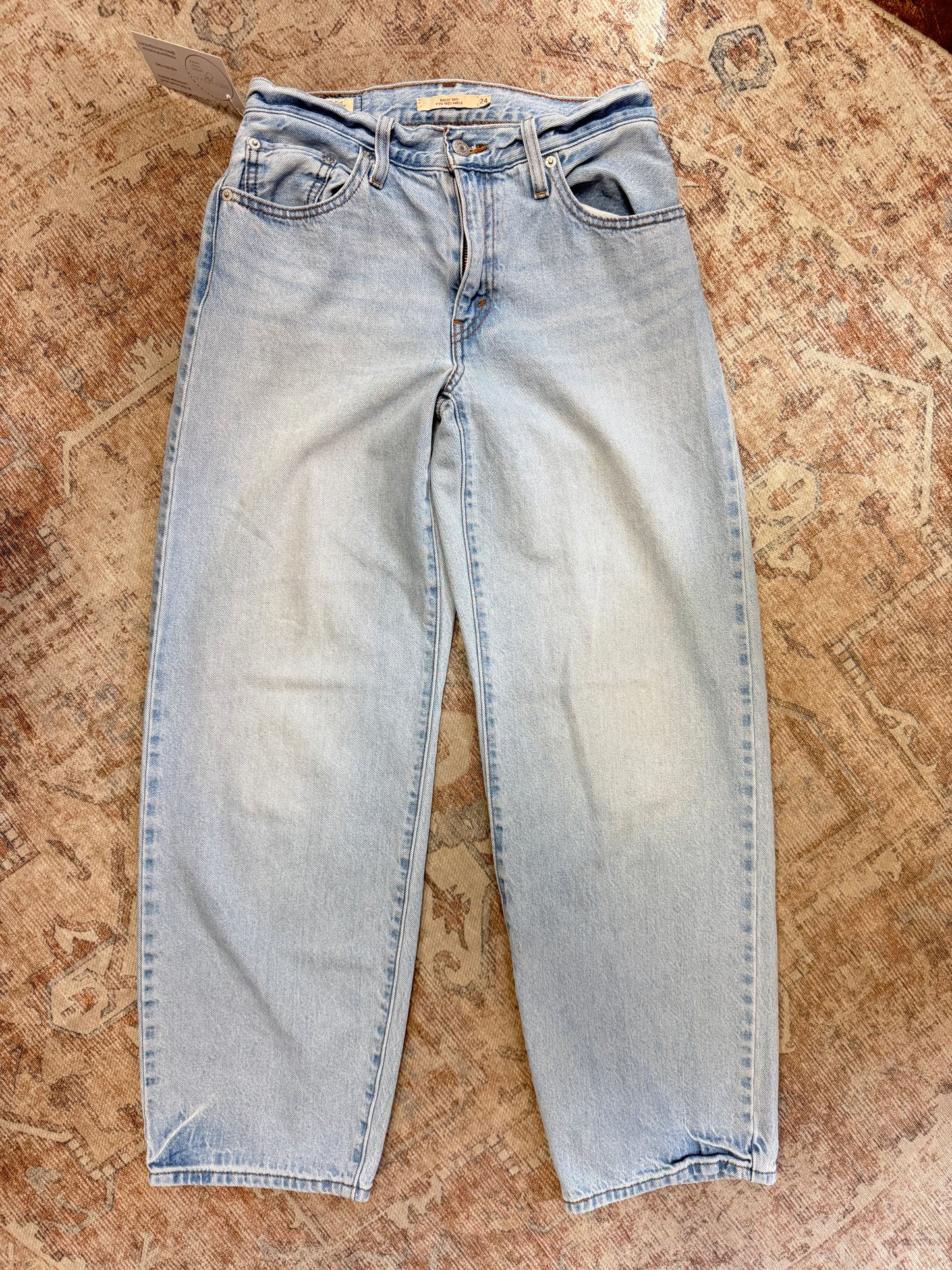 Levi’s Baggy Dad MR Jeans (24x30)