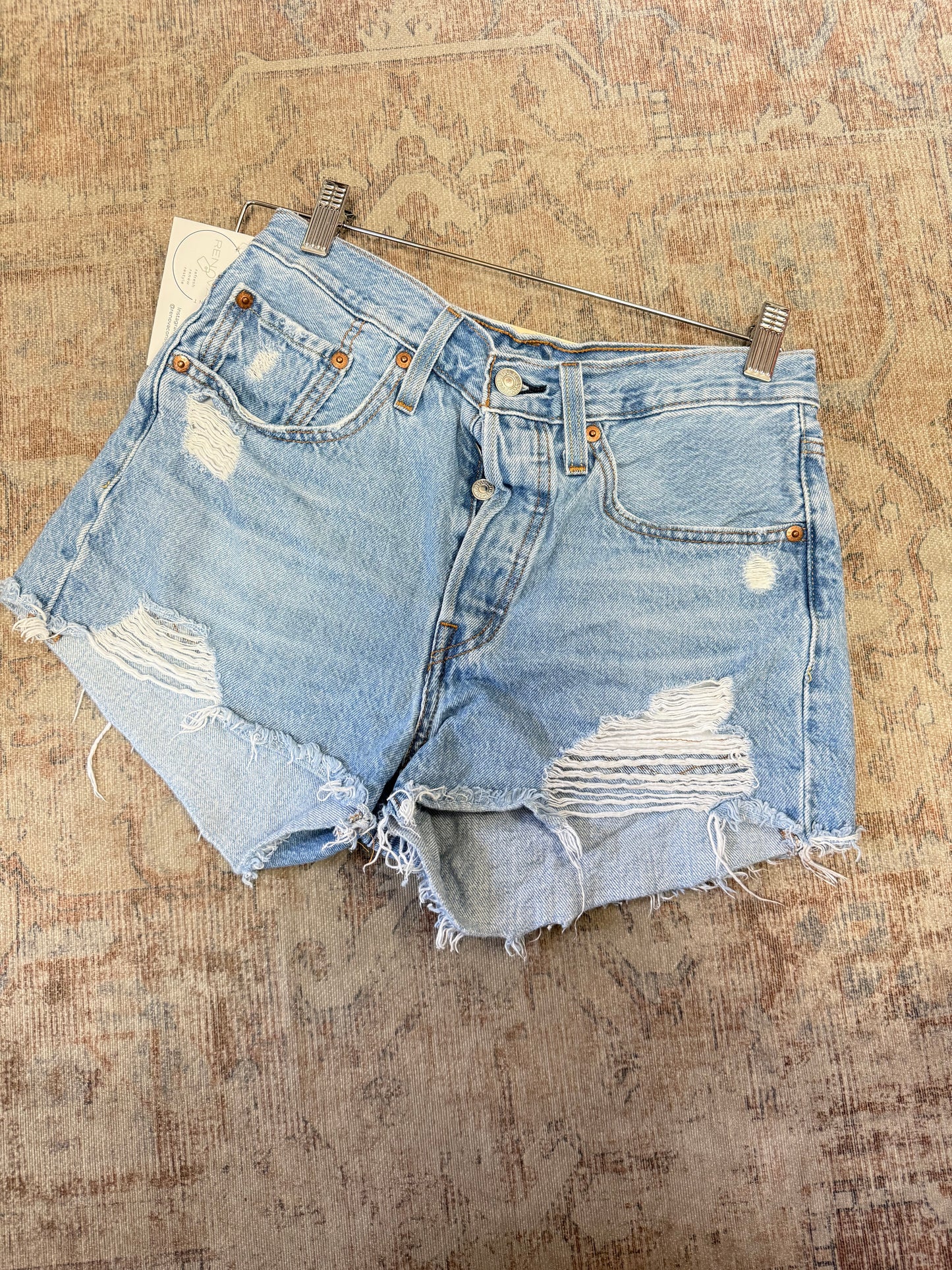 Levi’s 501 Shorts (26)