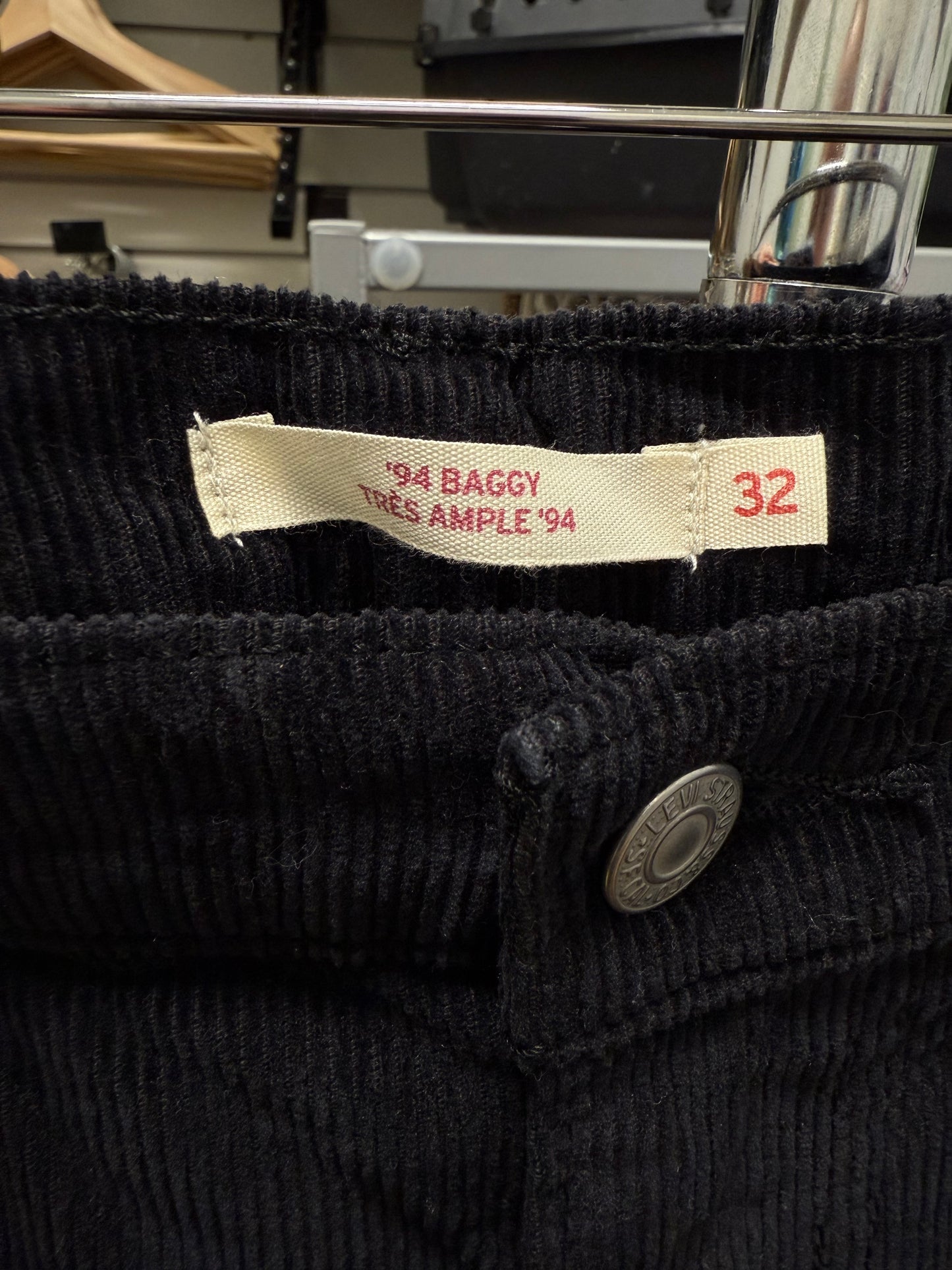 Levi ‘94 Baggy Cords (32x31)