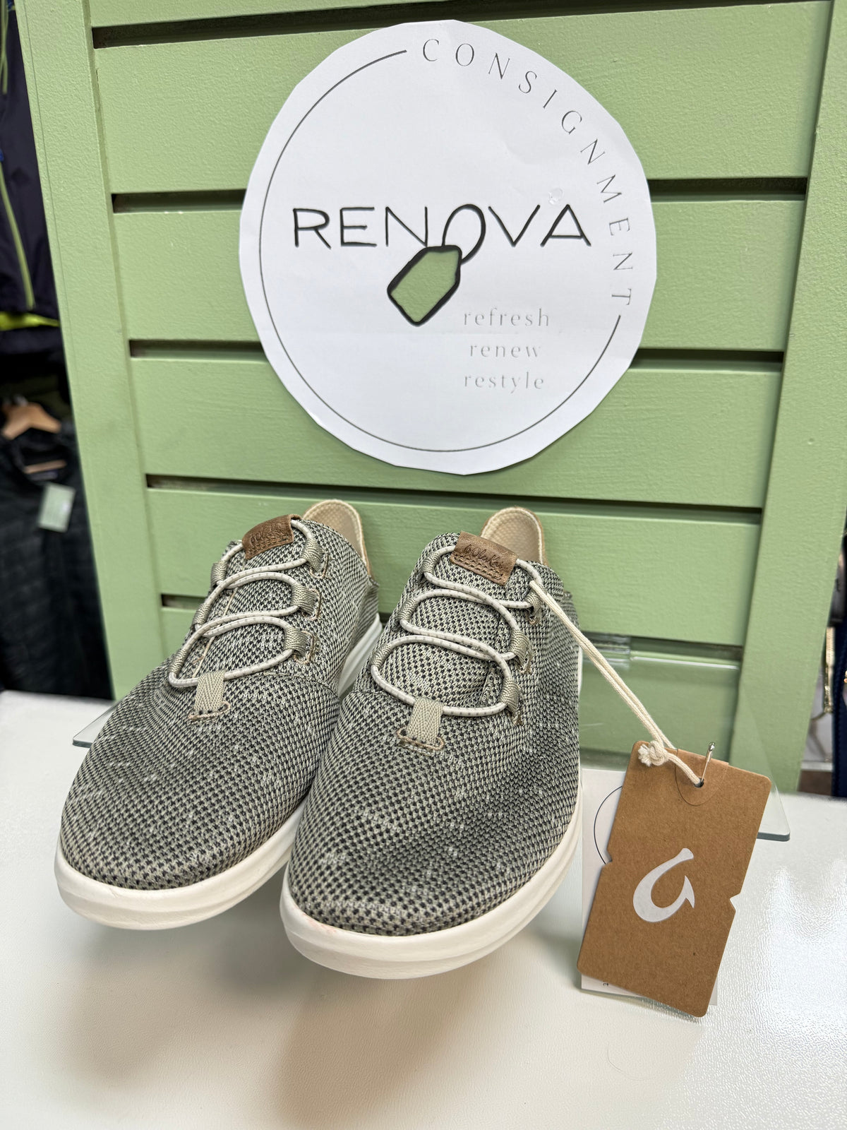 Olu Kai Slip On Sneakers (Womens 7.5)