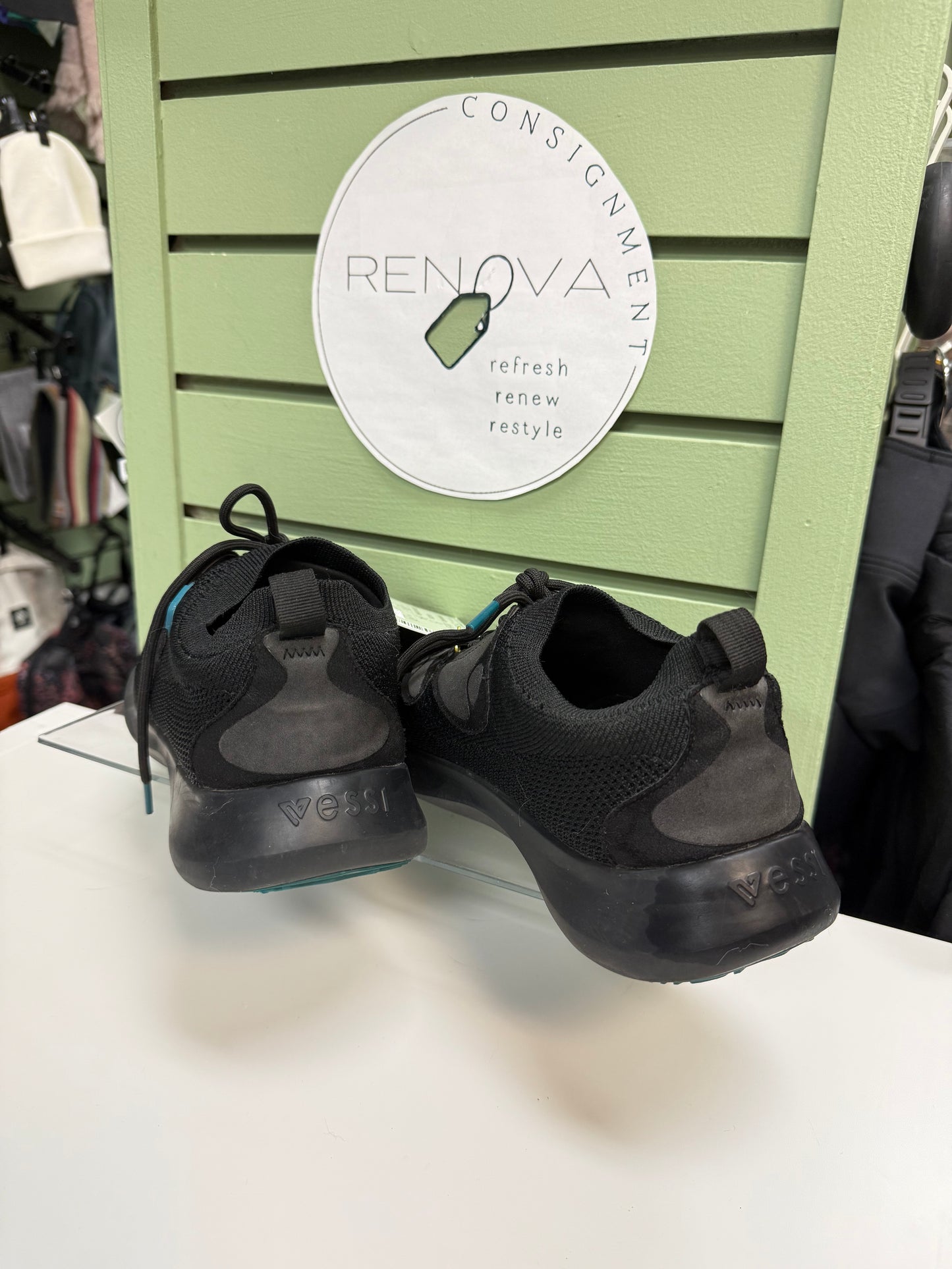 Vessi Everyday 2.0 Runners (Womens 8)