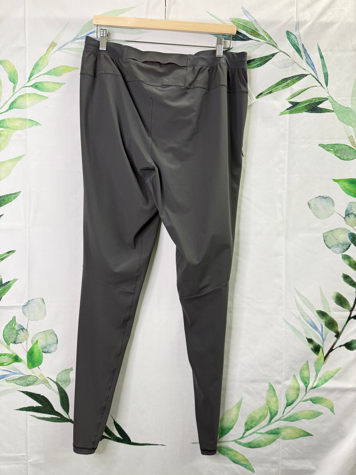 Lululemon Surge Hybrid Tall Pant 31” (XL)