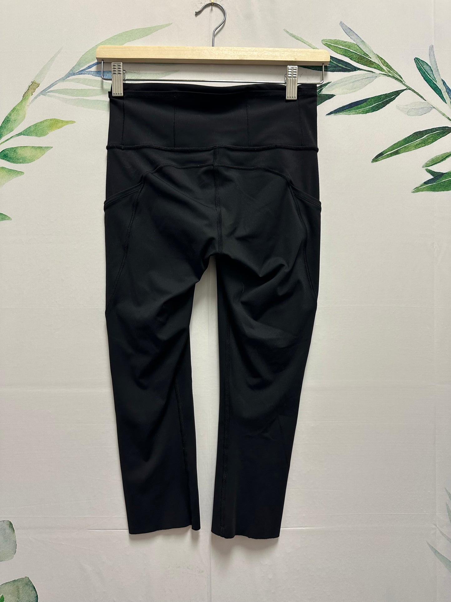 Lululemon Fast & Free HR Crop 19” (4)