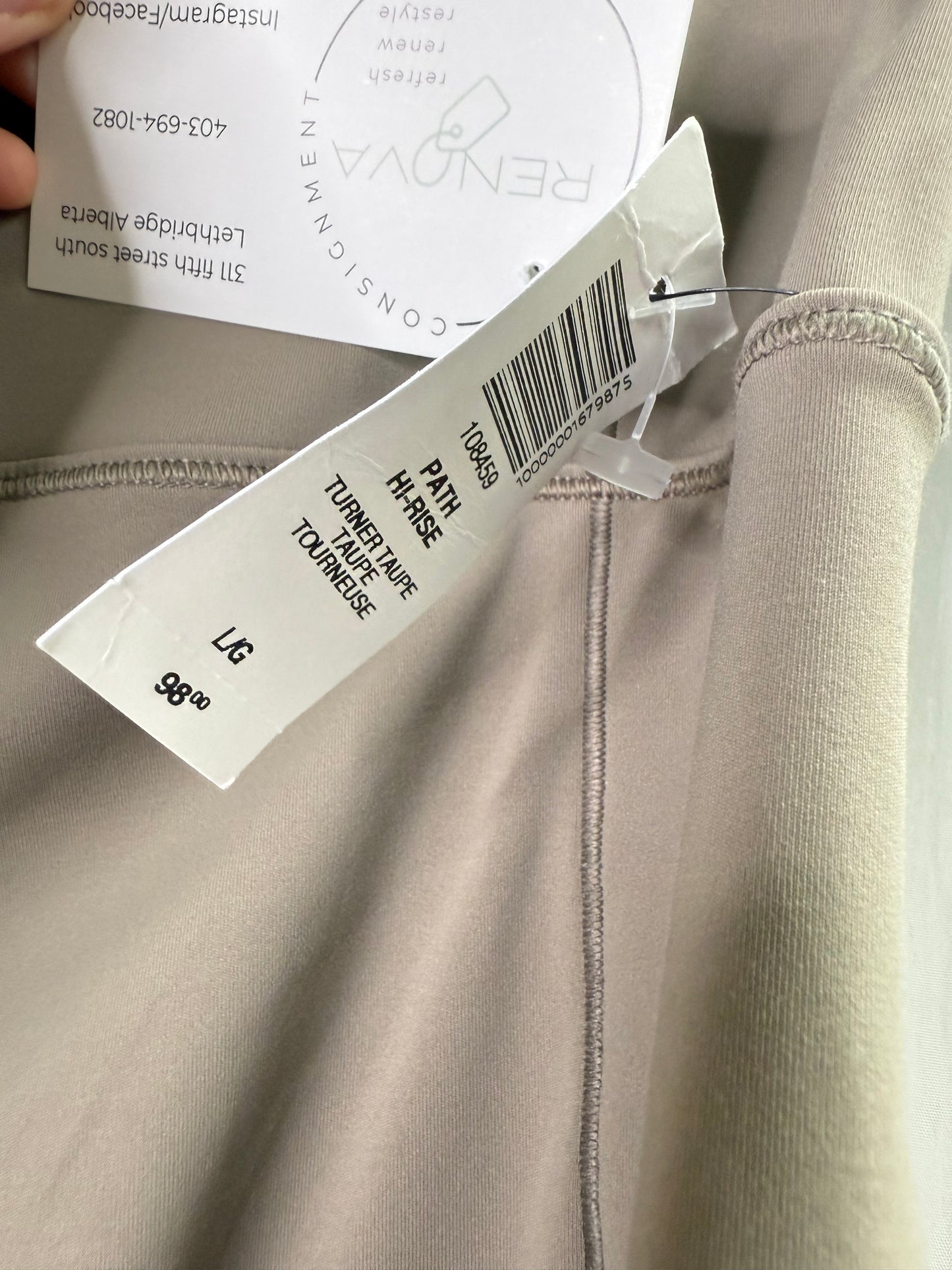 Aritzia TNA Path HR Tight 28” (L)