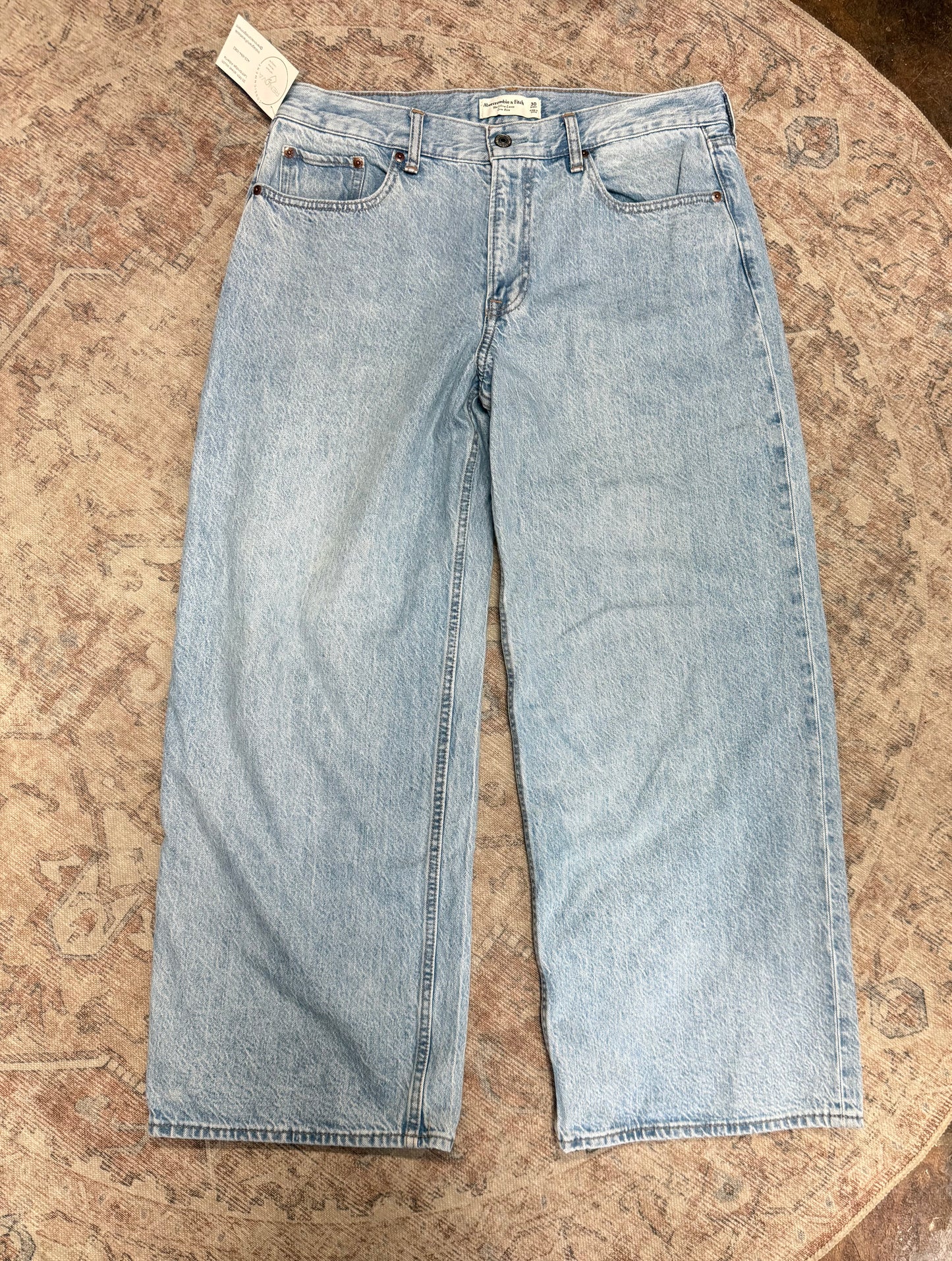 Abercrombie Ultra Loose Low Jeans (30x28)
