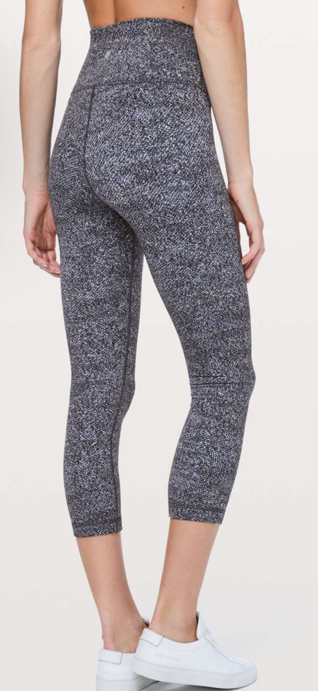 Lululemon Wunder Under HR Crop 21” (12)