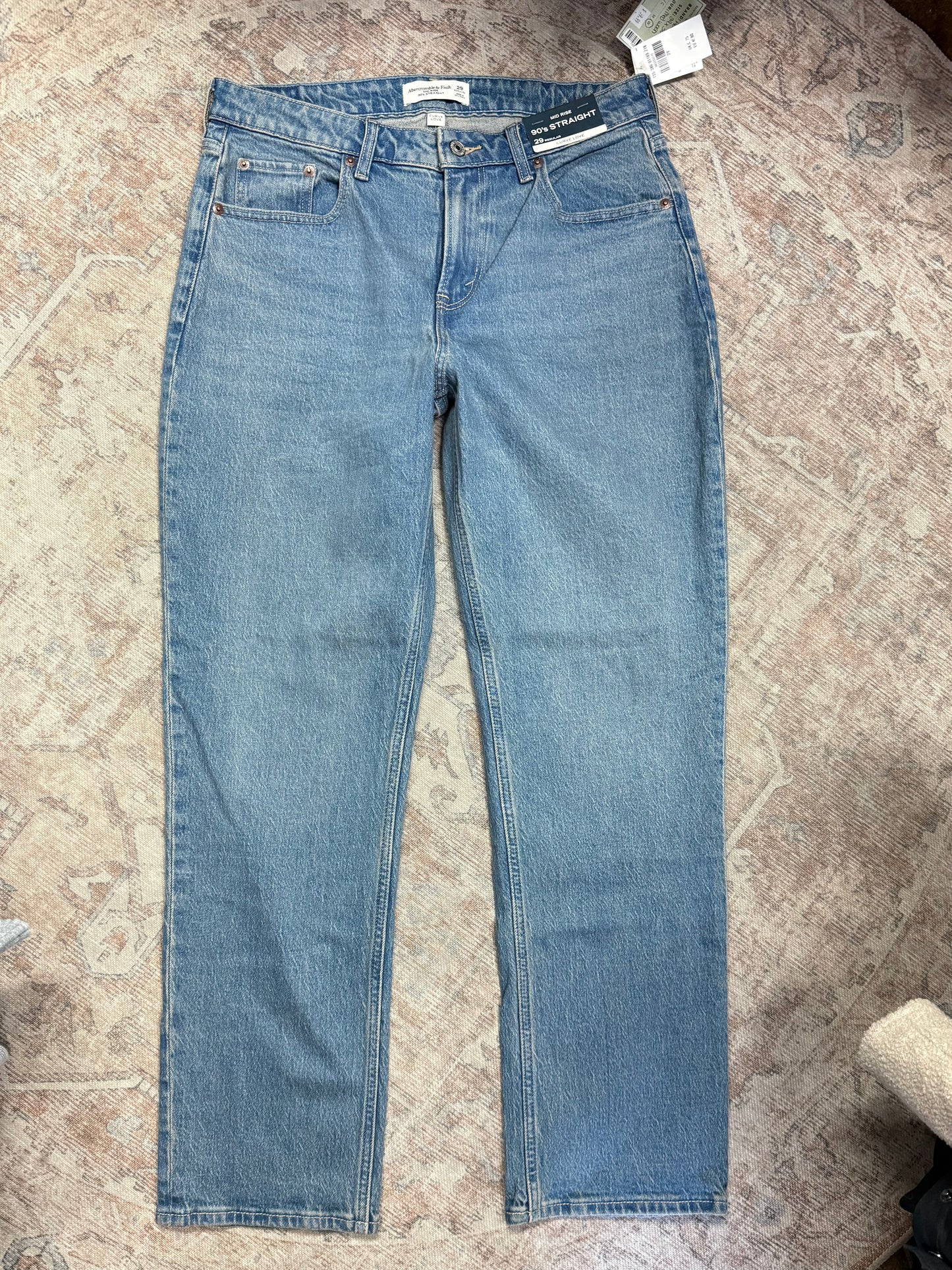 Abercrombie ‘90s Straight MR Jeans (29x30)