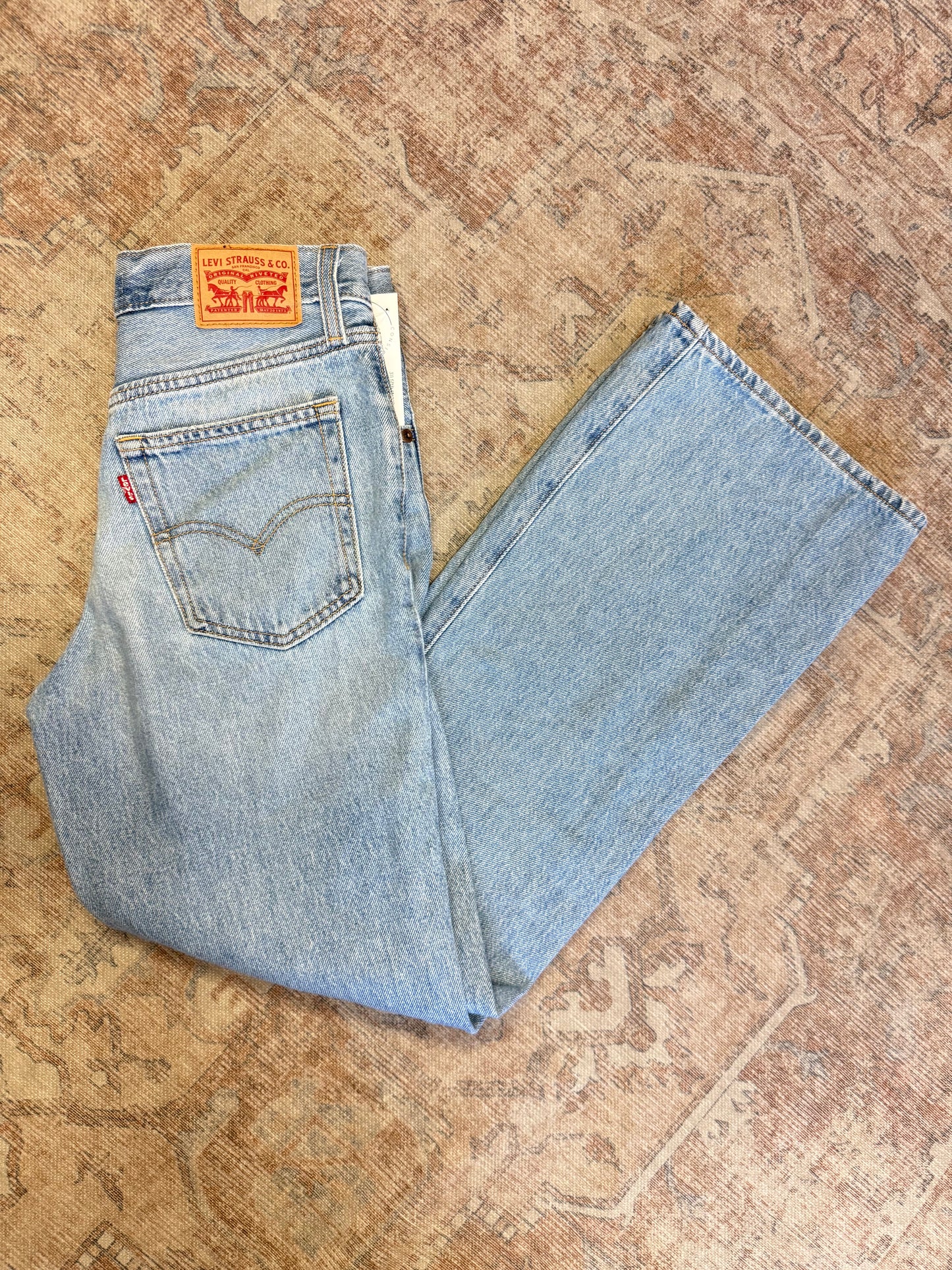 Levi’s ‘94 Baggy Bootcut Jeans (25x31)