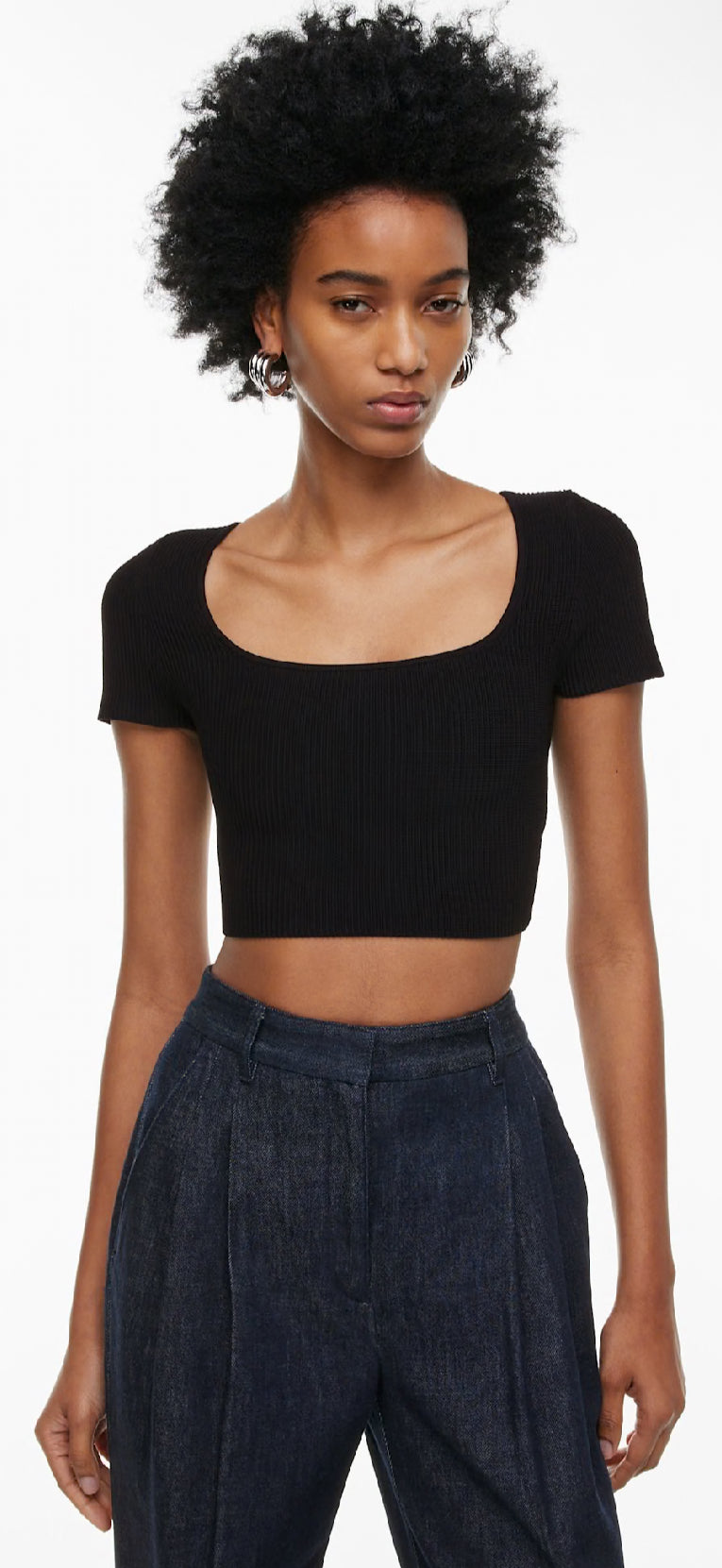 Aritzia Babaton Sculpt Knit Squareneck Crop Tee (L)