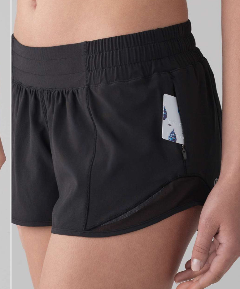 Lululemon Hotty Hot LR Short 2.5” (6)