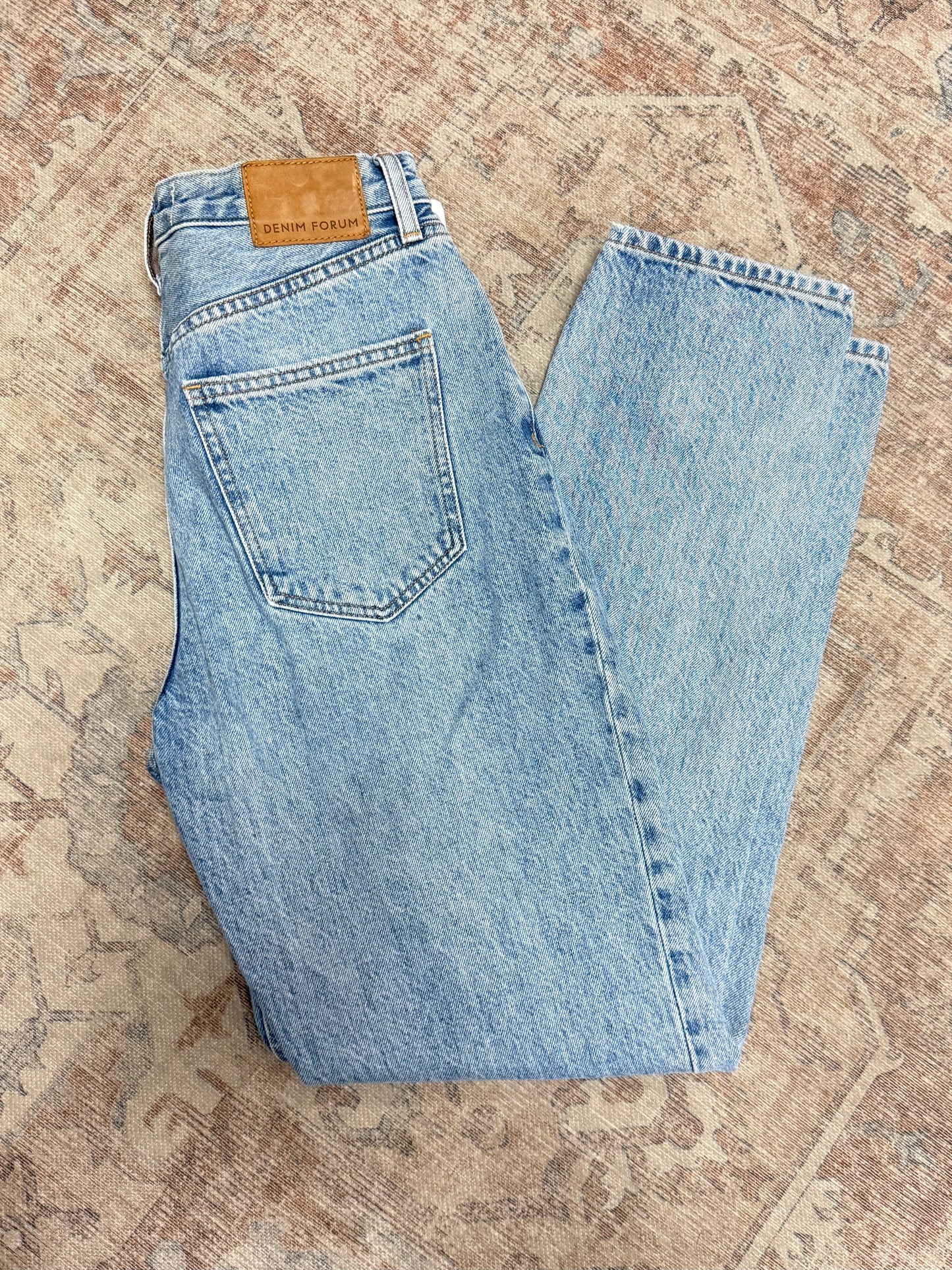 Denim Forum Boyfriend Loose HR Jeans (25x28)