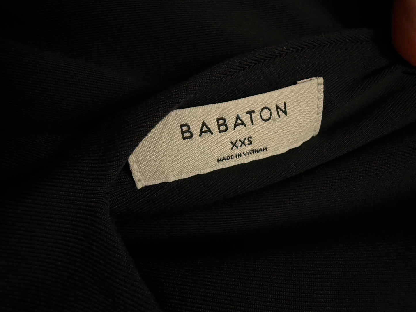 Aritzia Babaton Contour V Neck Bodysuit (XXS)