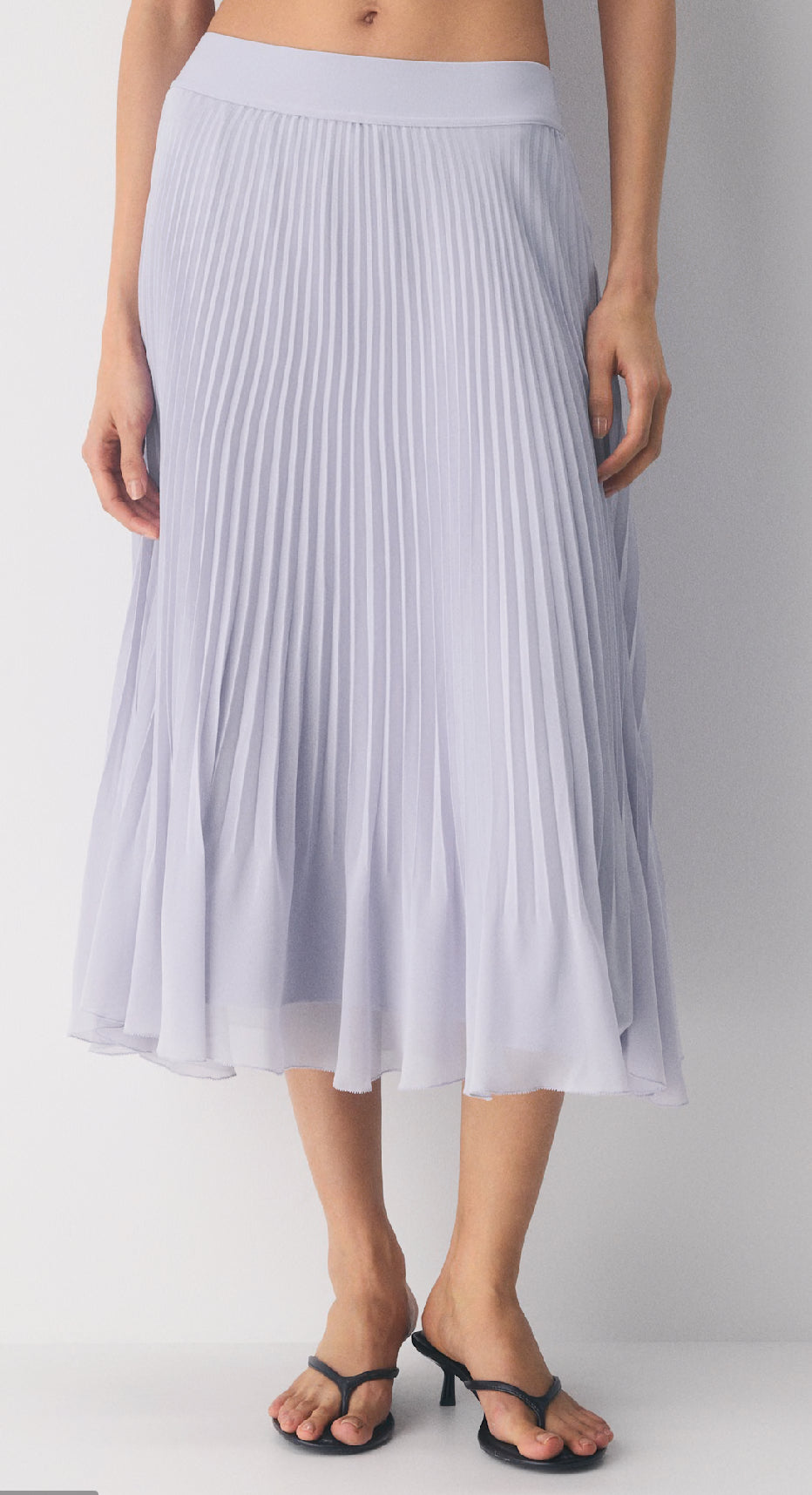 Aritzia Wilfred Twirl Pleated Skirt (S)