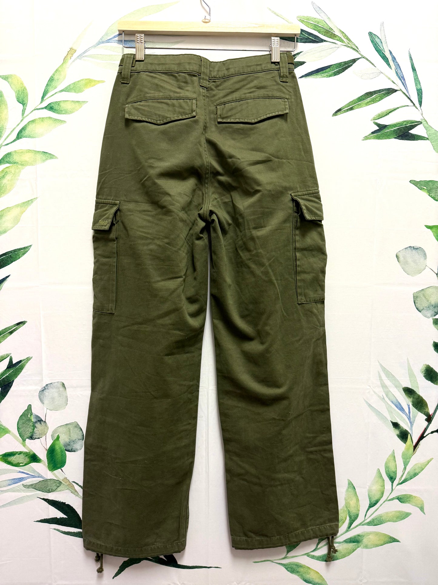 Aritzia TNA Supply Cargo Pant (2)