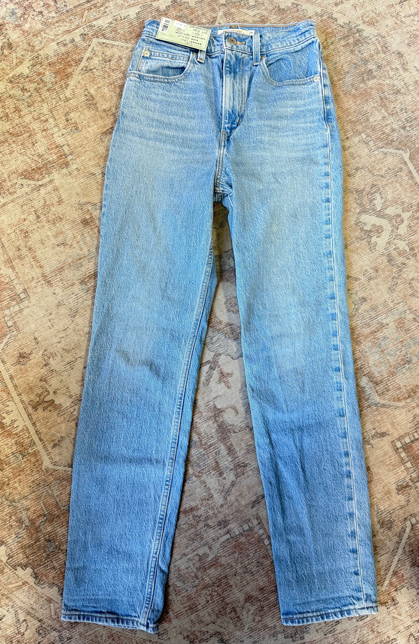 Levi’s ‘70s Slim Straight HR Jeans (24x31)