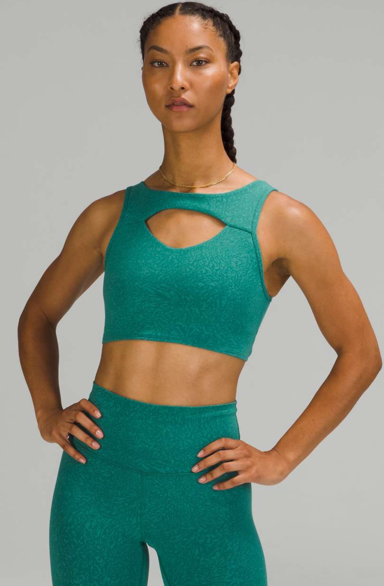 Lululemon Everlux Cut Out Train B/C Bra (8)