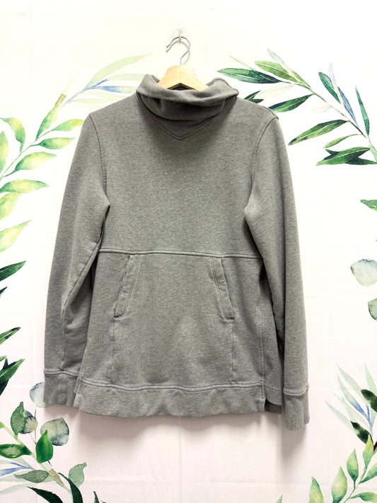 CLEARANCE Lululemon Press Pause Pullover (8)