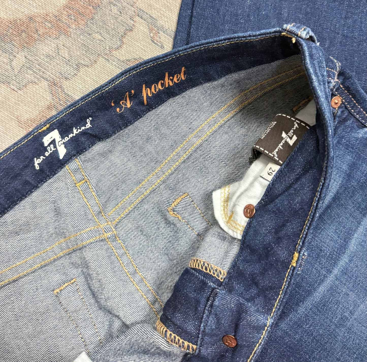 7 For All Mankind A Pocket Bootcut MR Jeans (29x32)