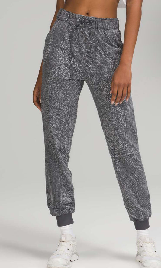 Lululemon Keep Moving Stretch HR Jogger 28” (16)