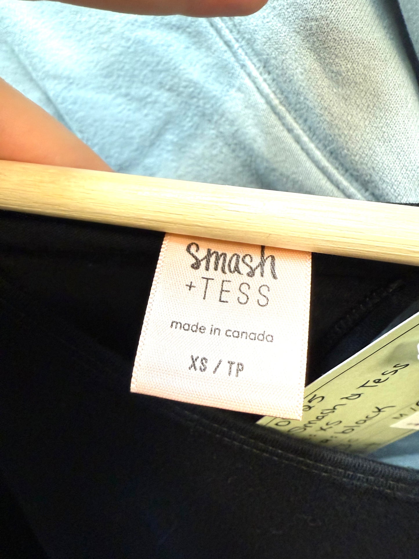 Smash & Tess Short Sleeve Tie Jumpsuit (XS)
