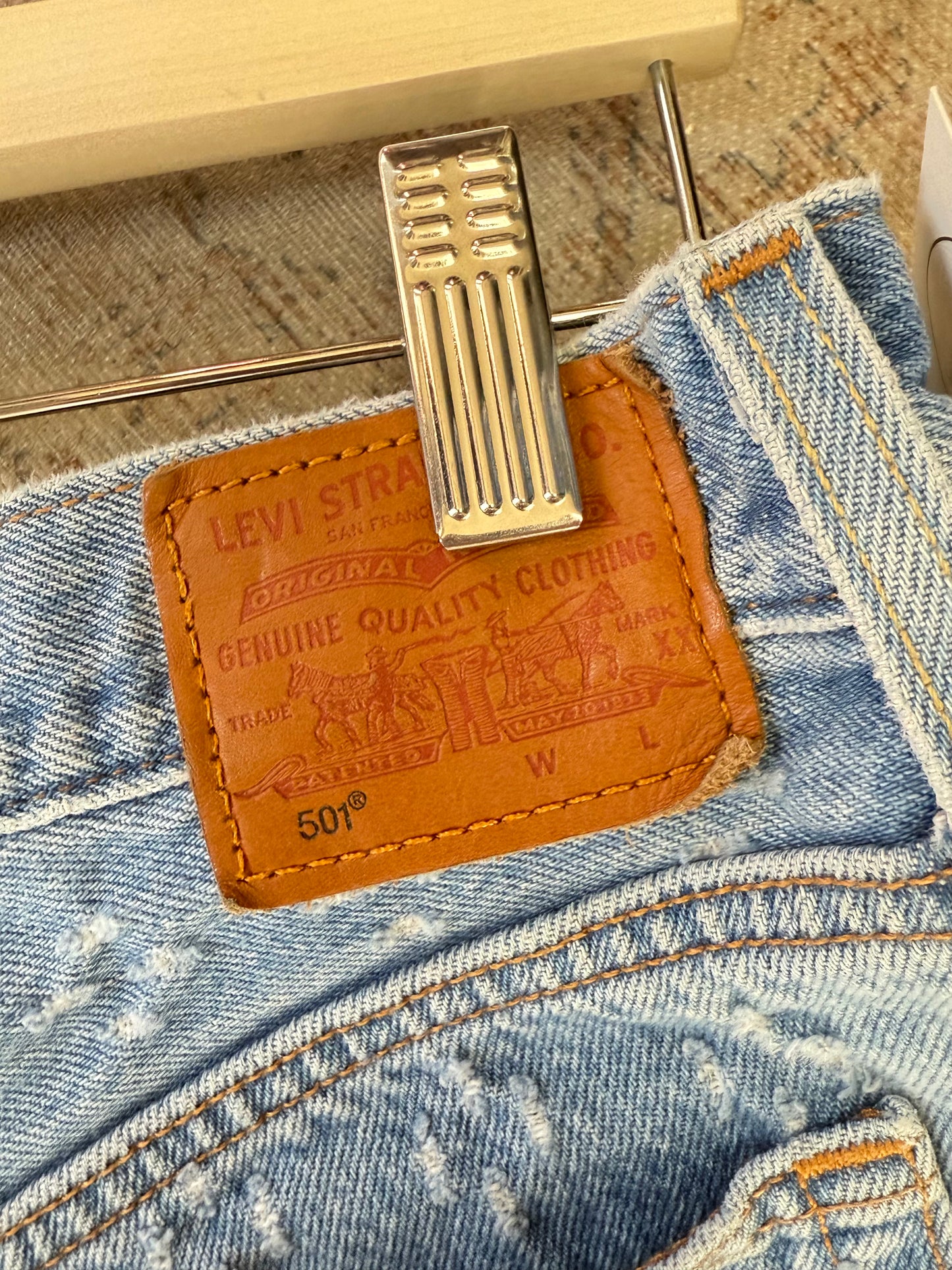Levi’s 501 Shorts (32)