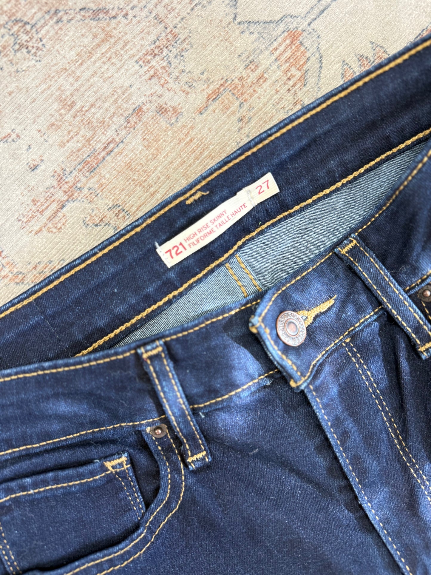 Levi 721 Skinny HR Jeans (27x32)