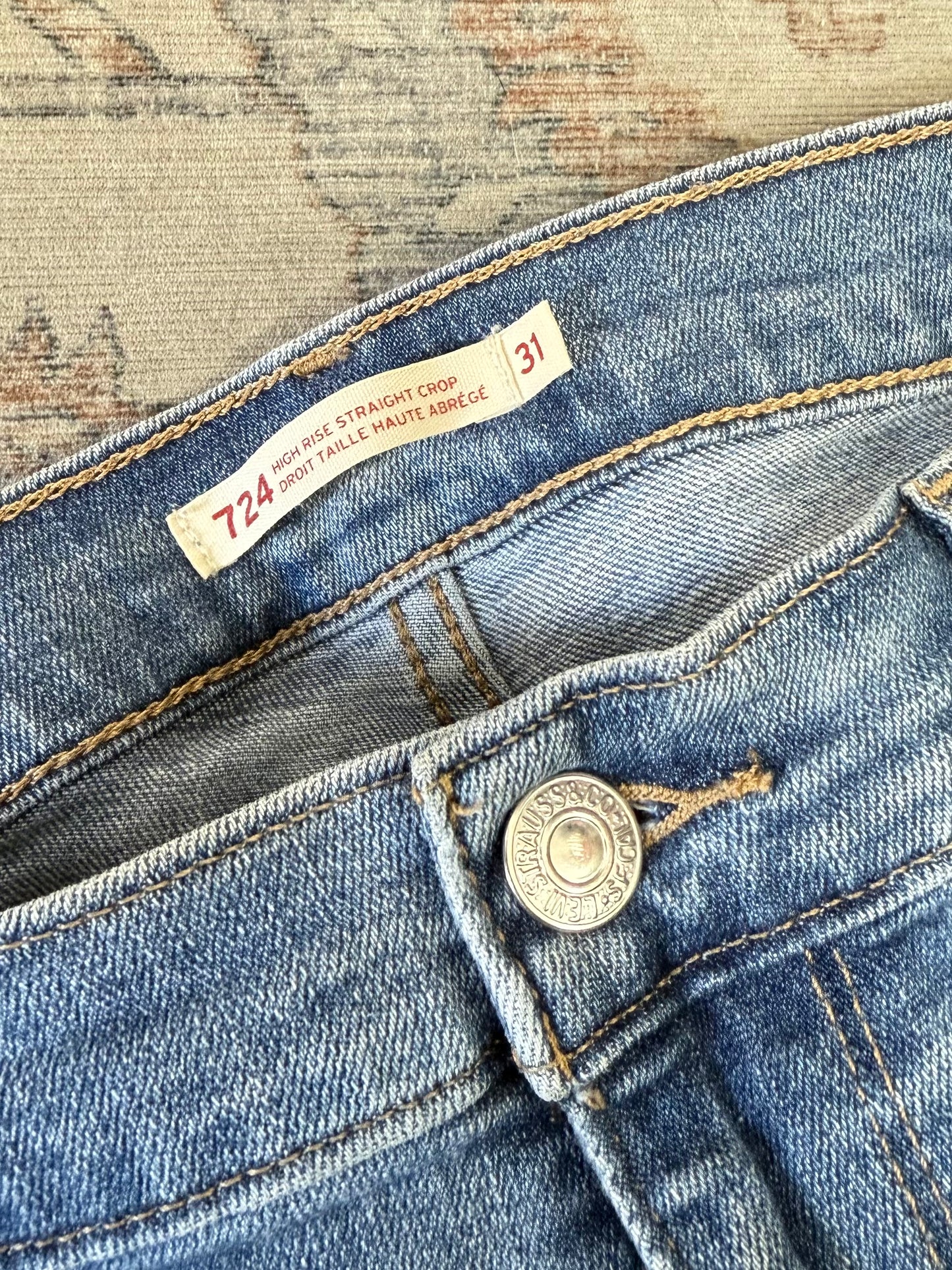 Levi’s Straight HR Crop Jeans (31x25)