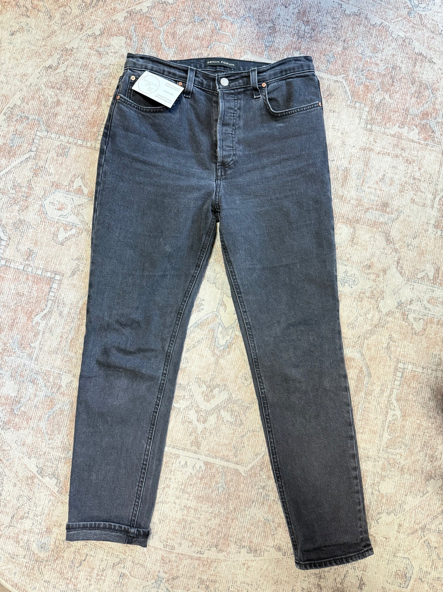 Denim Forum Yoko Slim HR Jeans (28x28)