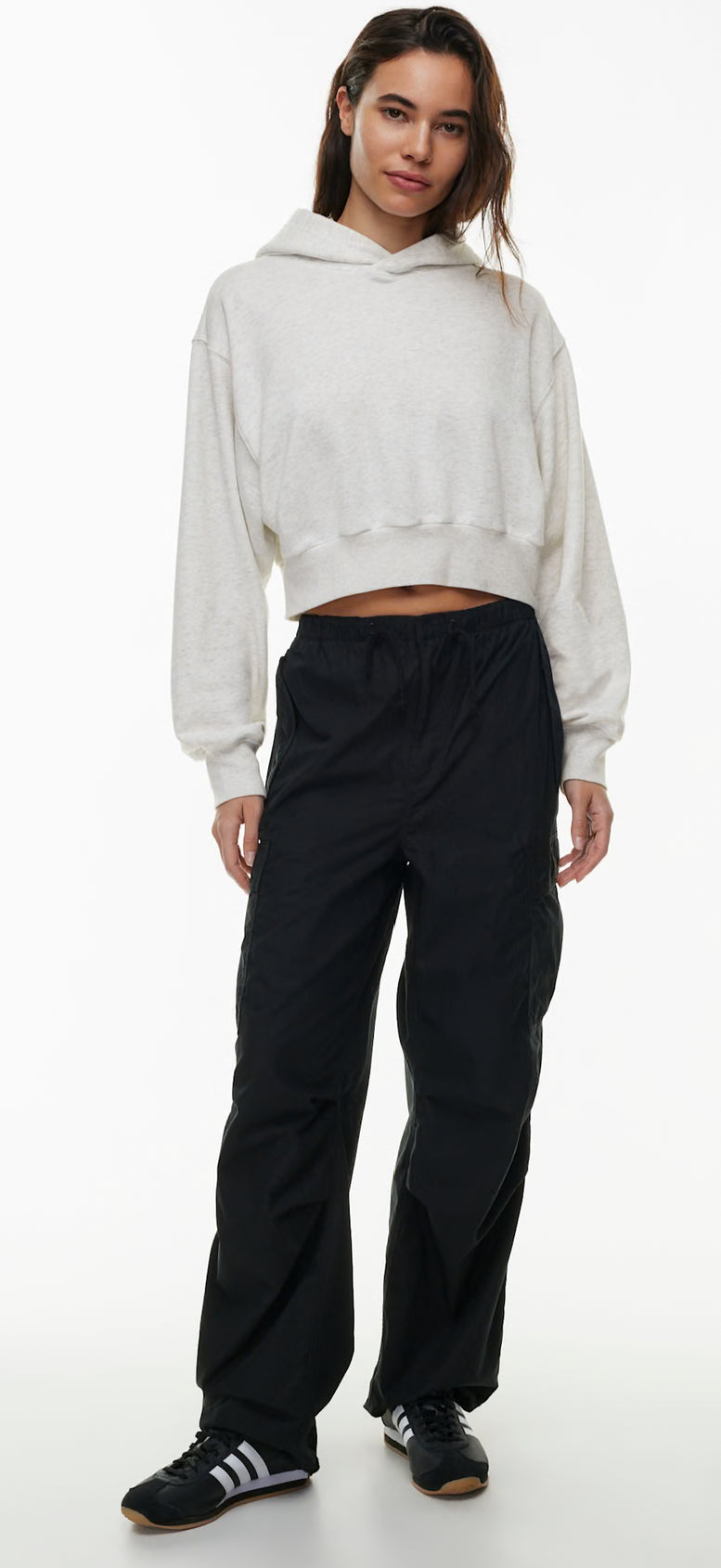 Aritzia TNA Shrunken Hoodie (XL)
