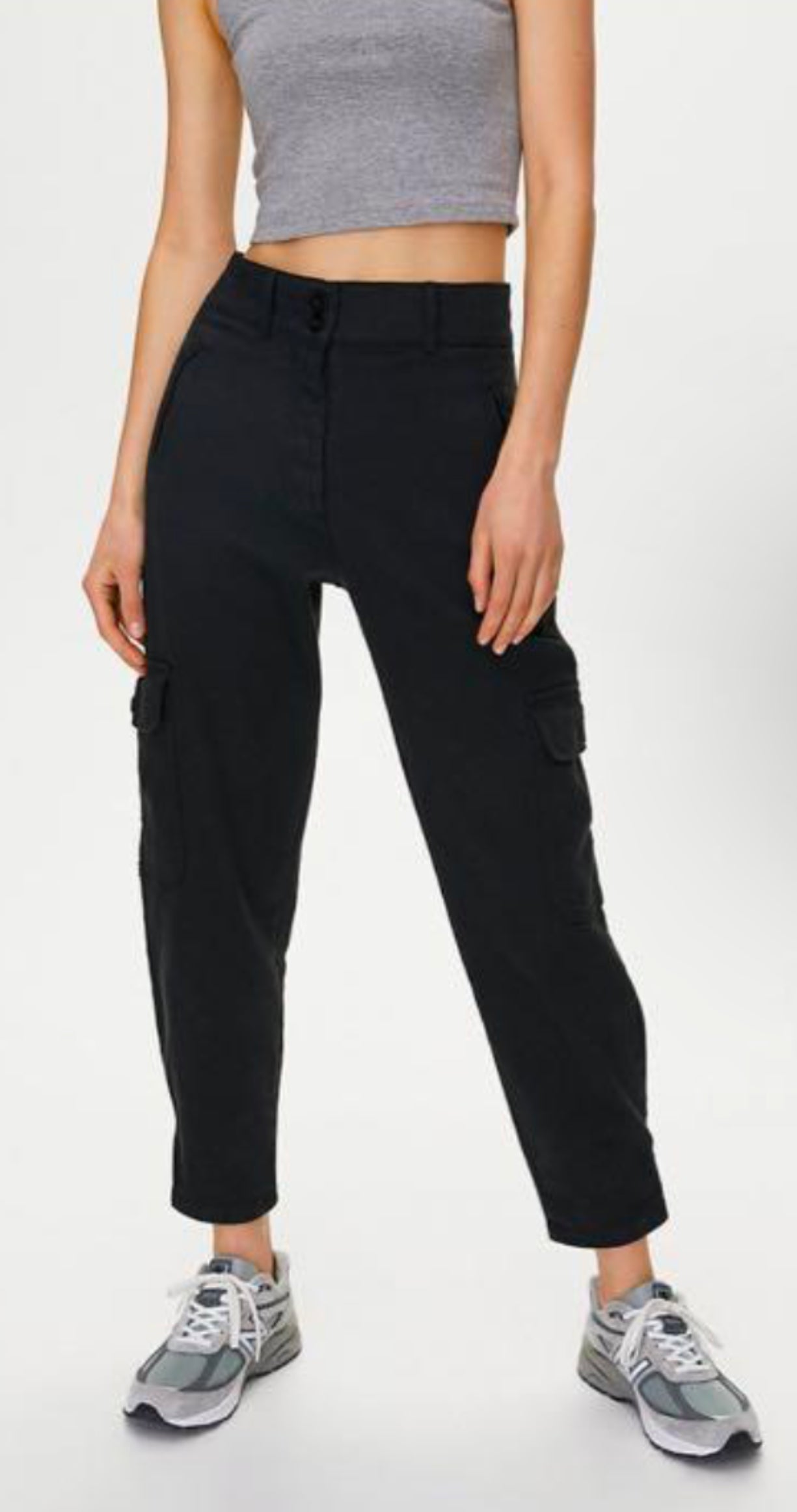 Aritzia Wilfred Free Modern Cargo Pant (8)