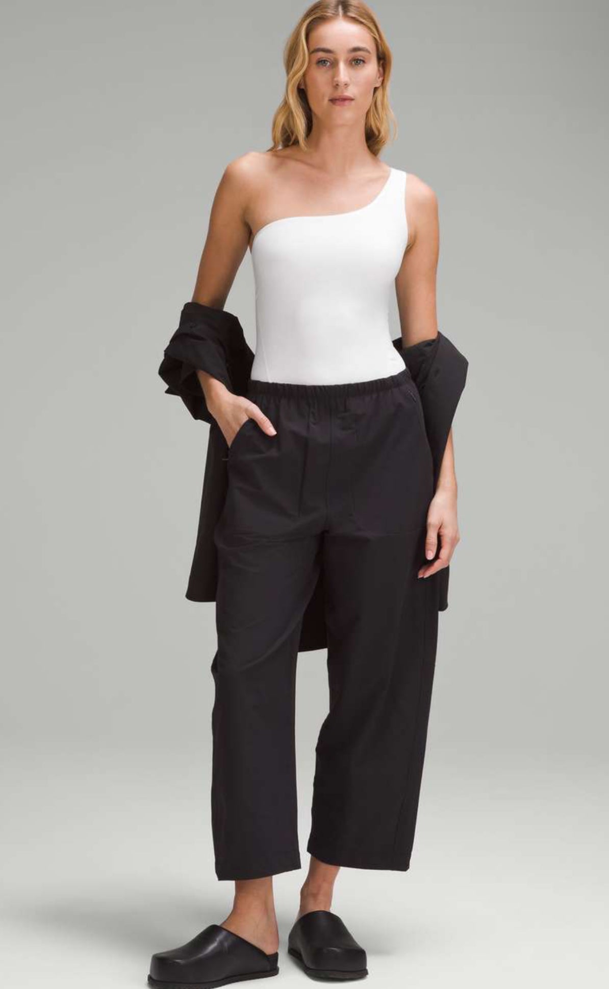 Lululemon Lightweight Barrel  Crop MR Pant 27” (6)