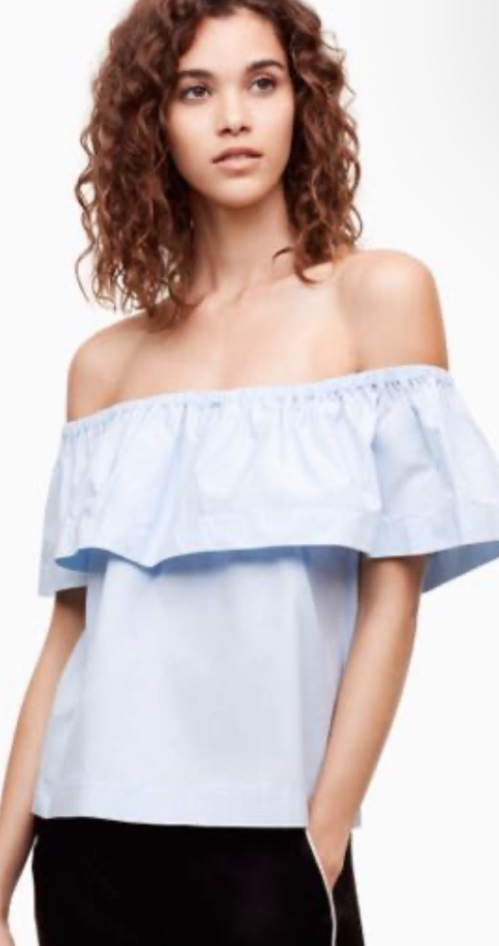 Aritzia Wilfred Hollande Off Shoulder Tee (M)