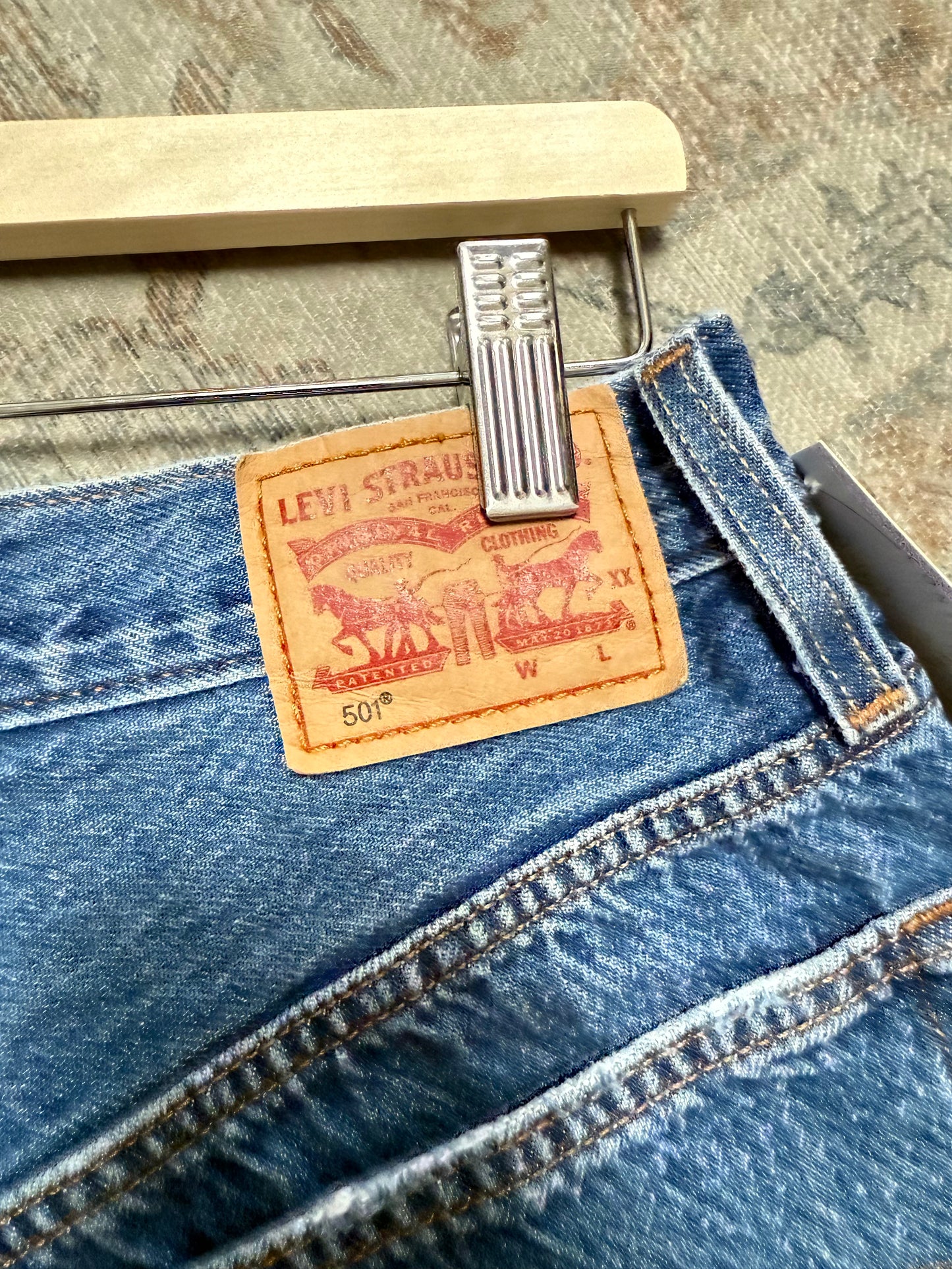 Levi’s 501 Shorts (25)