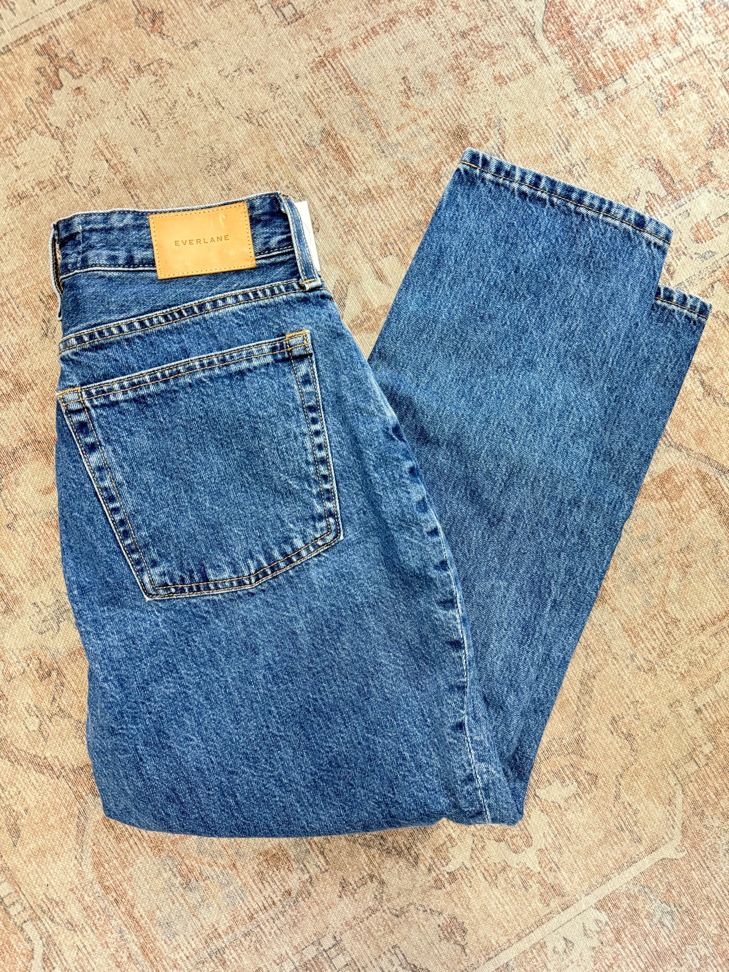 Everlane Cheeky ‘90s Curvy Straight Jeans (29x27)