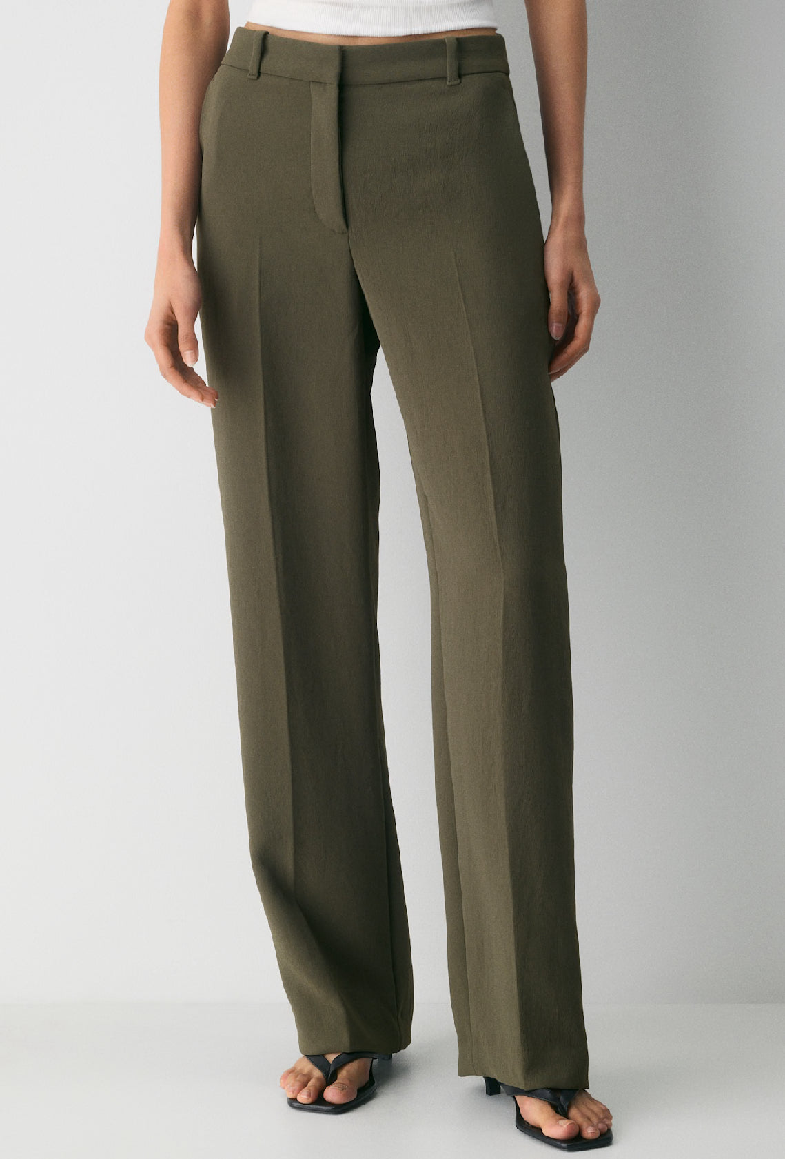 Aritzia Babaton Agency HR Pant 33” (10)