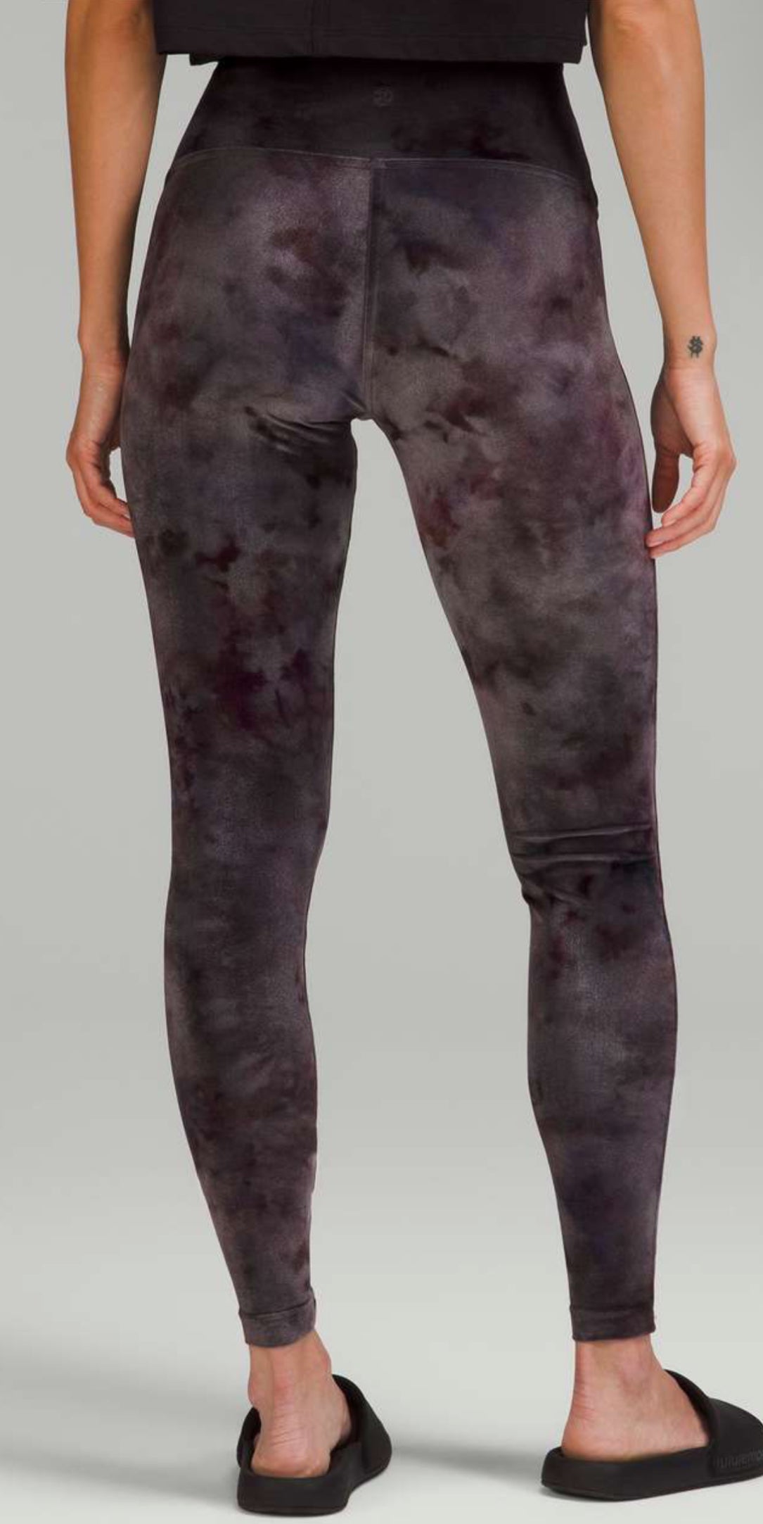 Lululemon Wunder Lounge HR Tight 28” (10)