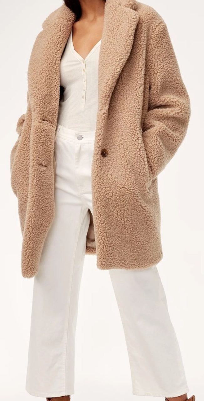 Aritzia Wilfred Teddy Cocoon Jacket (M)