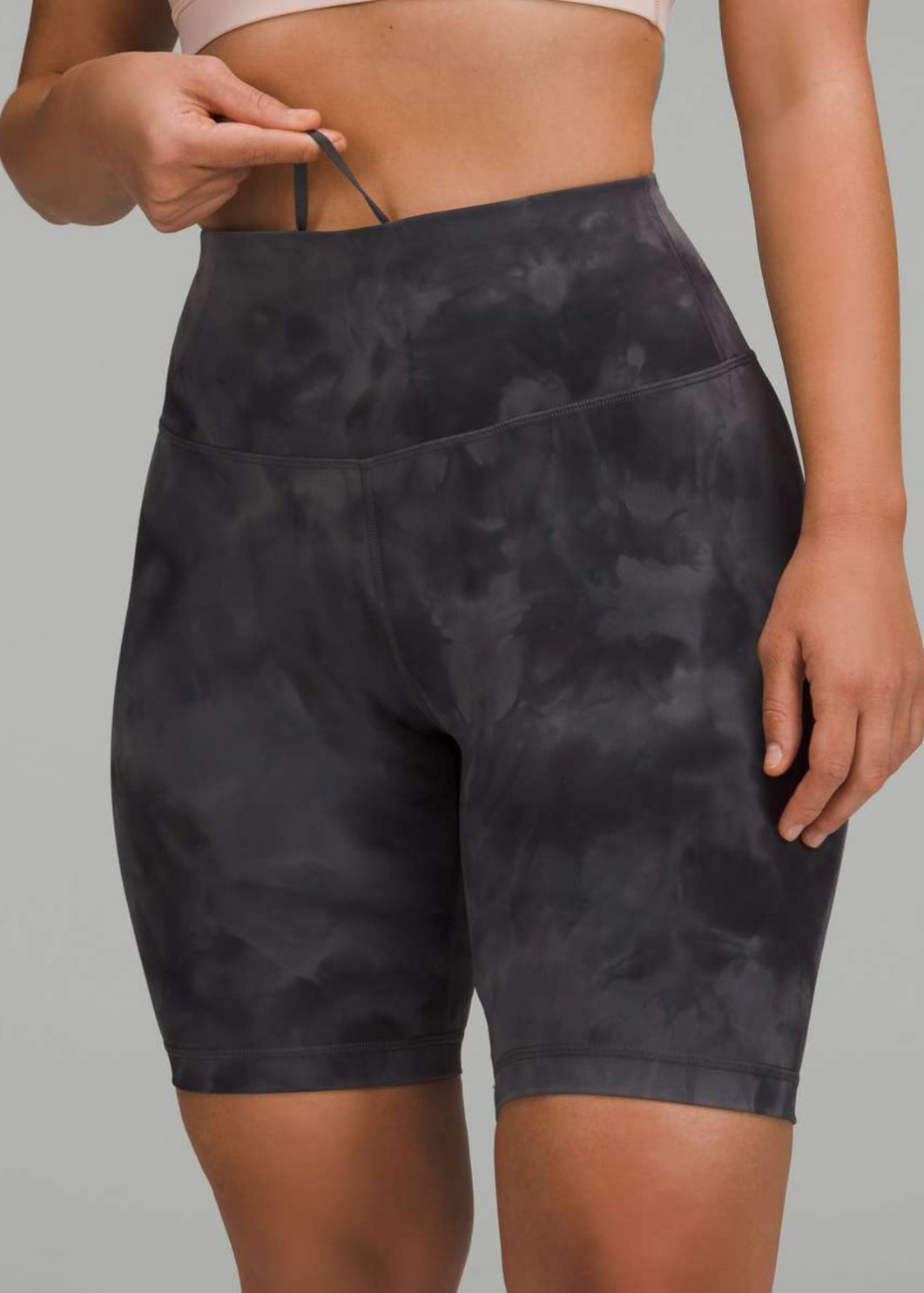 Lululemon Wunder Train Contour HR Short 8” (8)