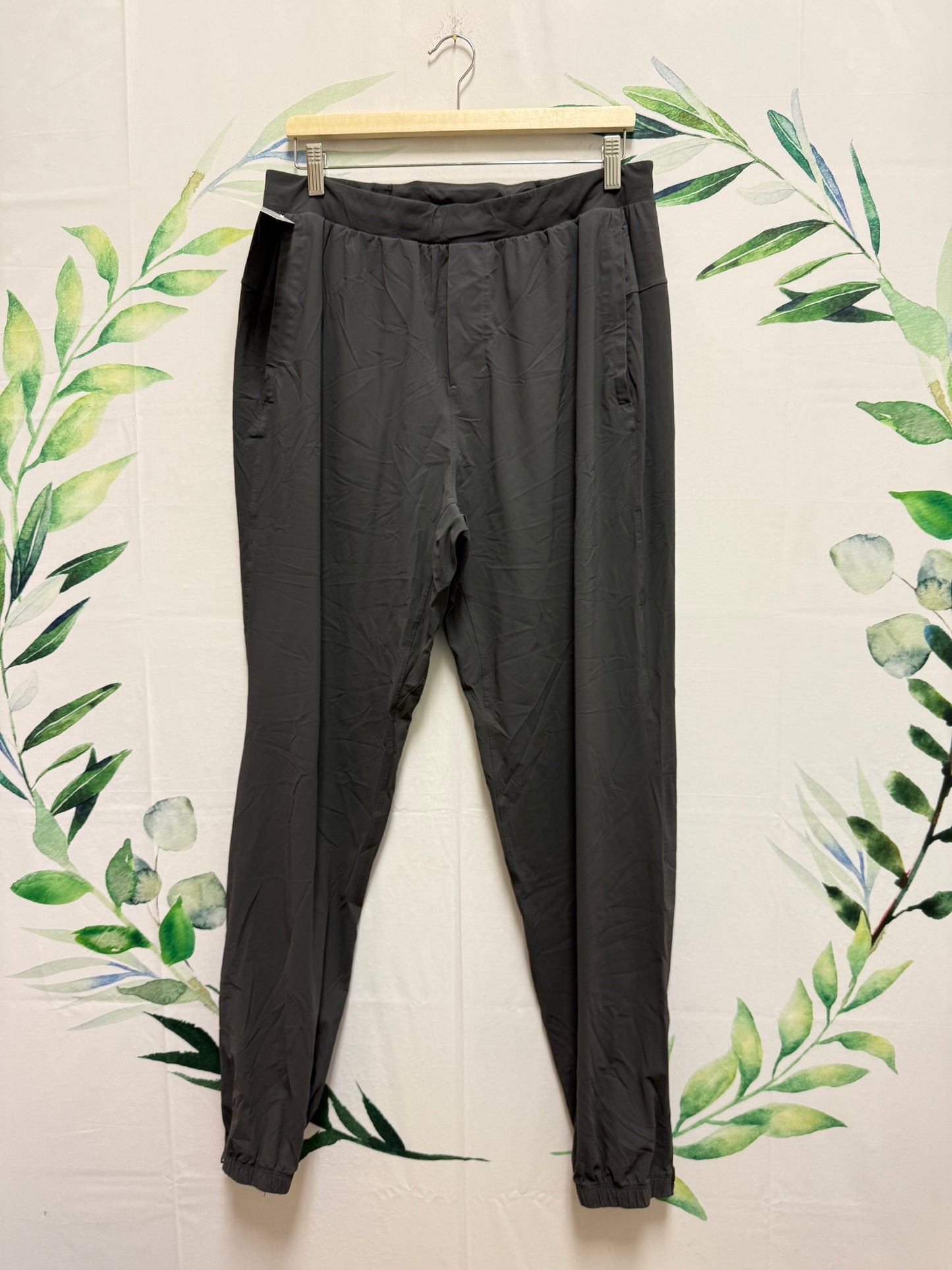 Lululemon Surge Jogger 31” (XL)