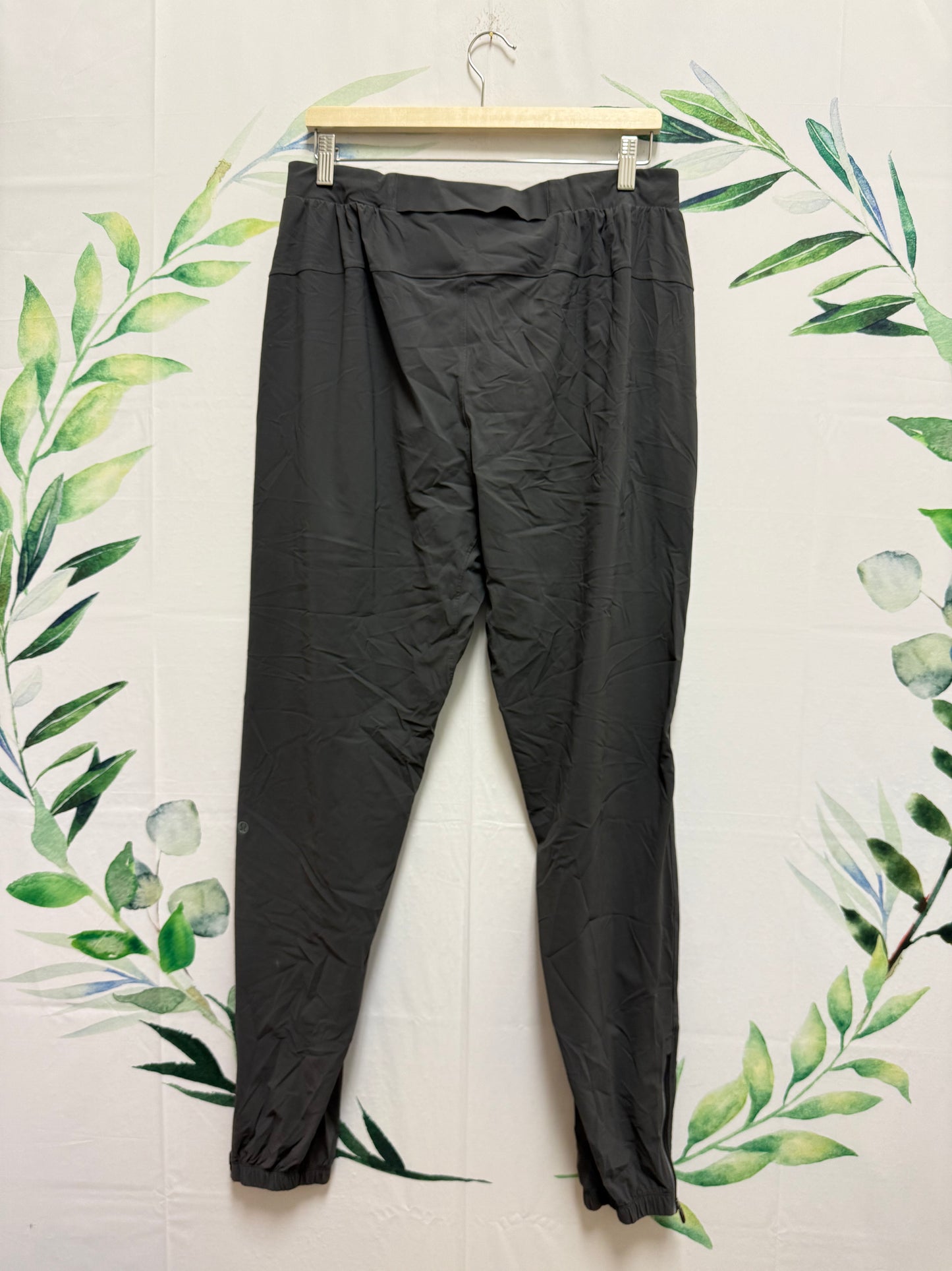 Lululemon Surge Jogger 31” (XL)