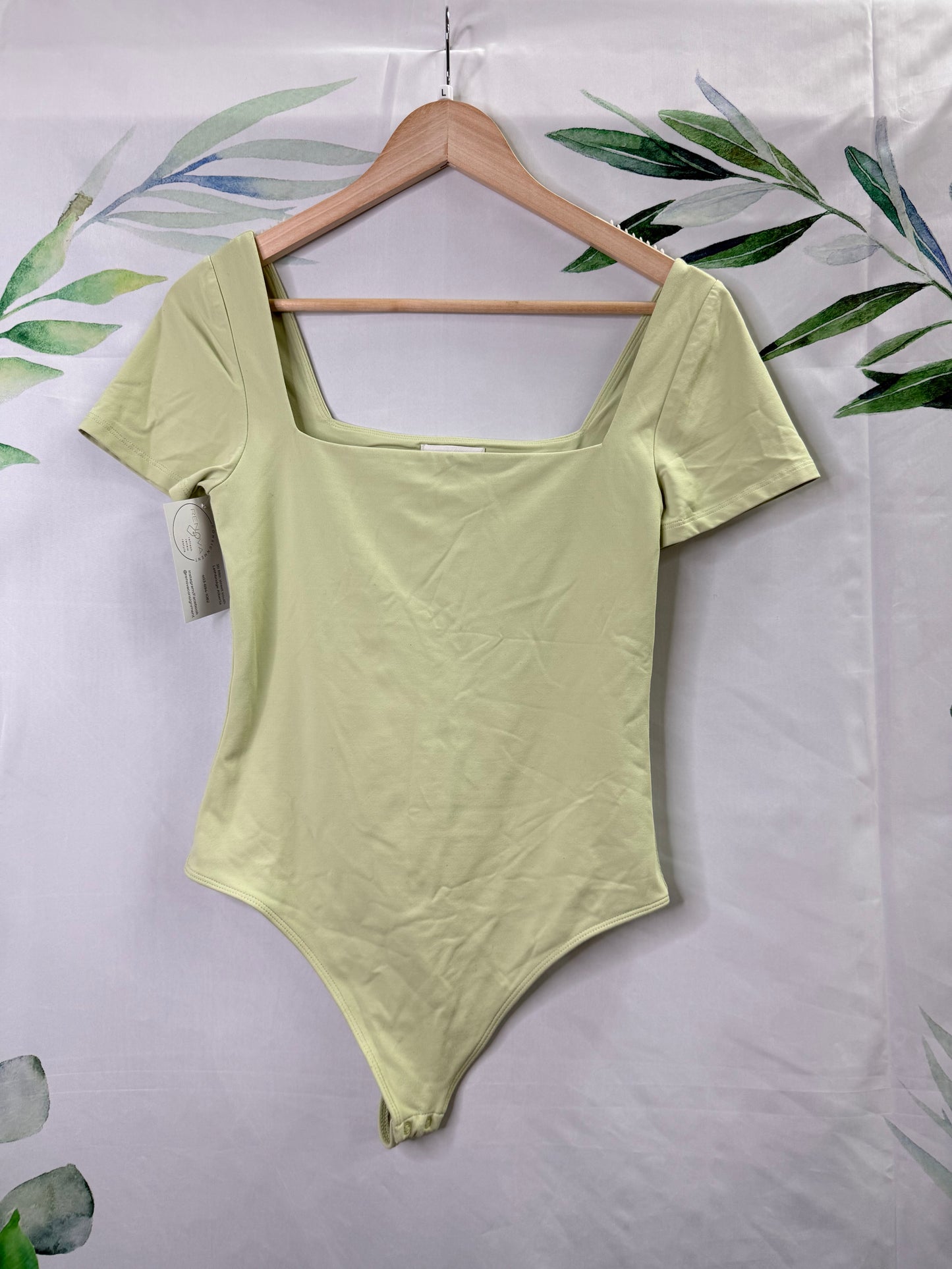 Aritzia Babaton Contour Squareneck Short Sleeve Bodysuit (L)