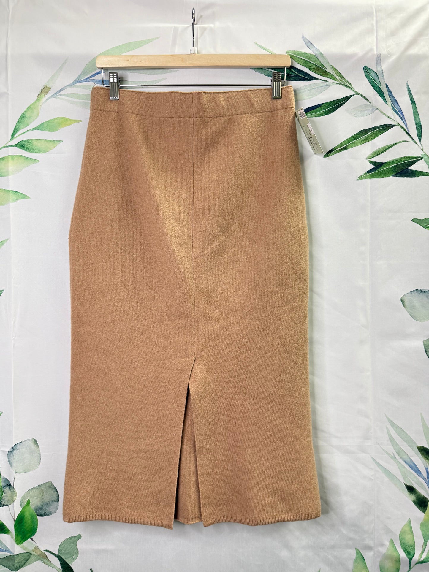 Aritzia Babaton Johan Skirt (L)