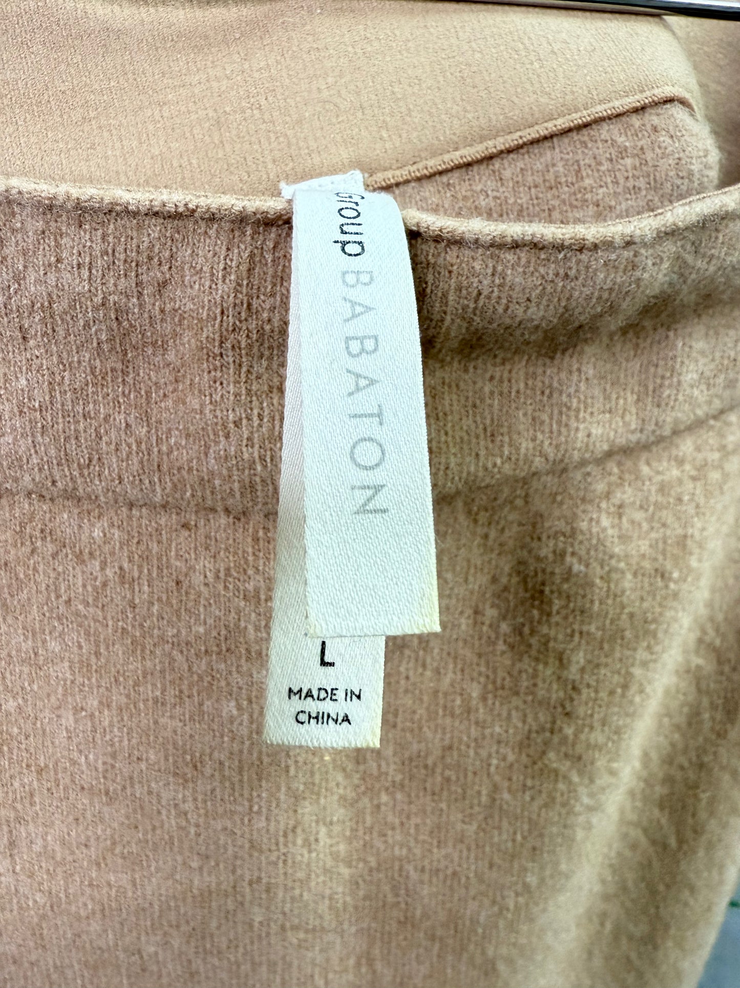 Aritzia Babaton Johan Skirt (L)
