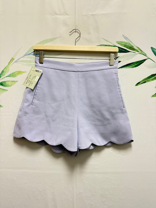 Aritzia Wilfred Scallop HR Short (4)