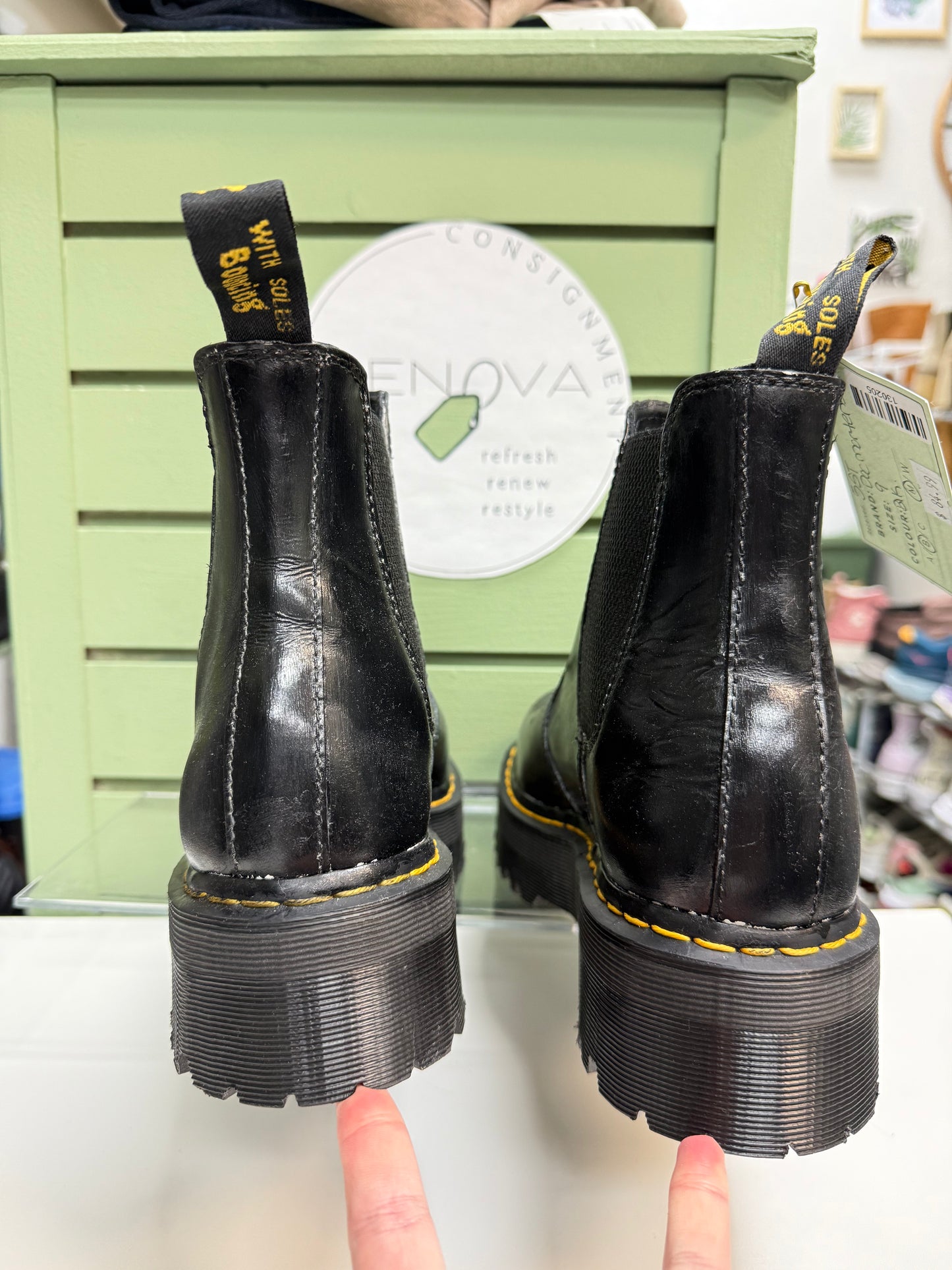 Doc Martens 2976 Quad Platform Chelsea Boots (Womens 10)