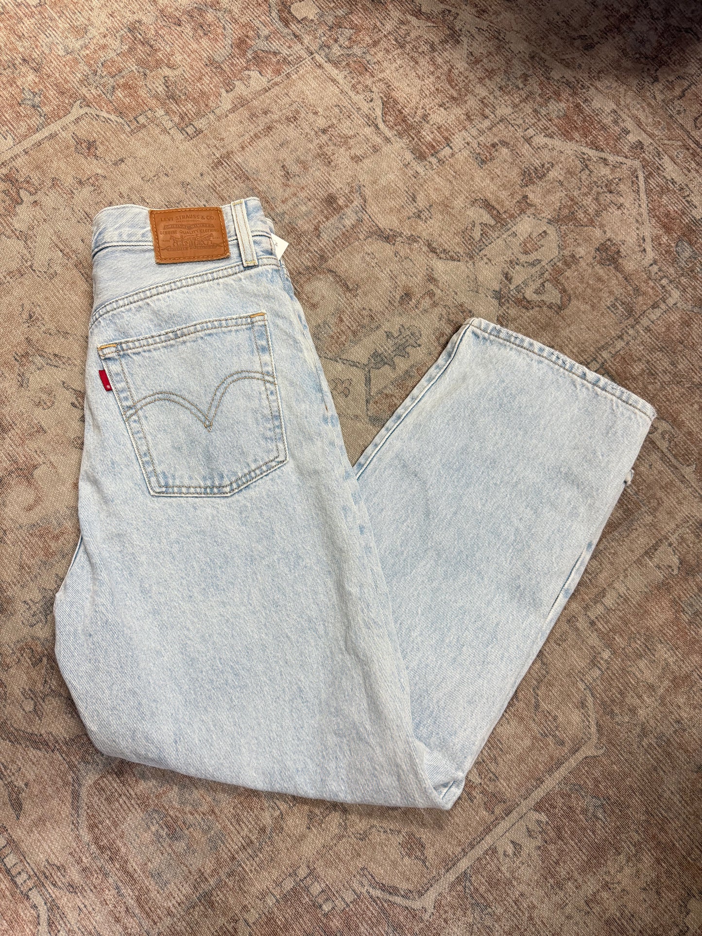 Levi’s Ribcage Straight Ankle HR Jeans (29x27)