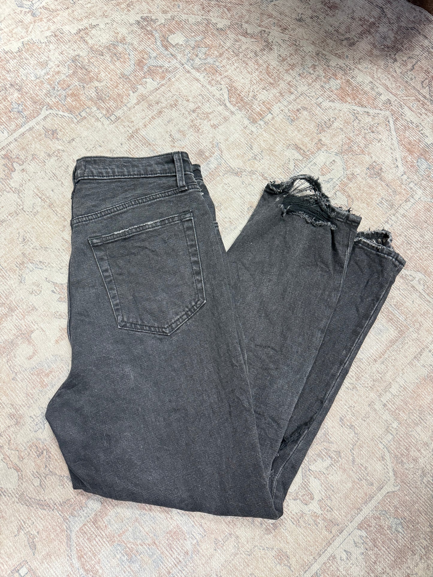 Abercrombie Ankle Straight Ultra HR Jeans (30x27)