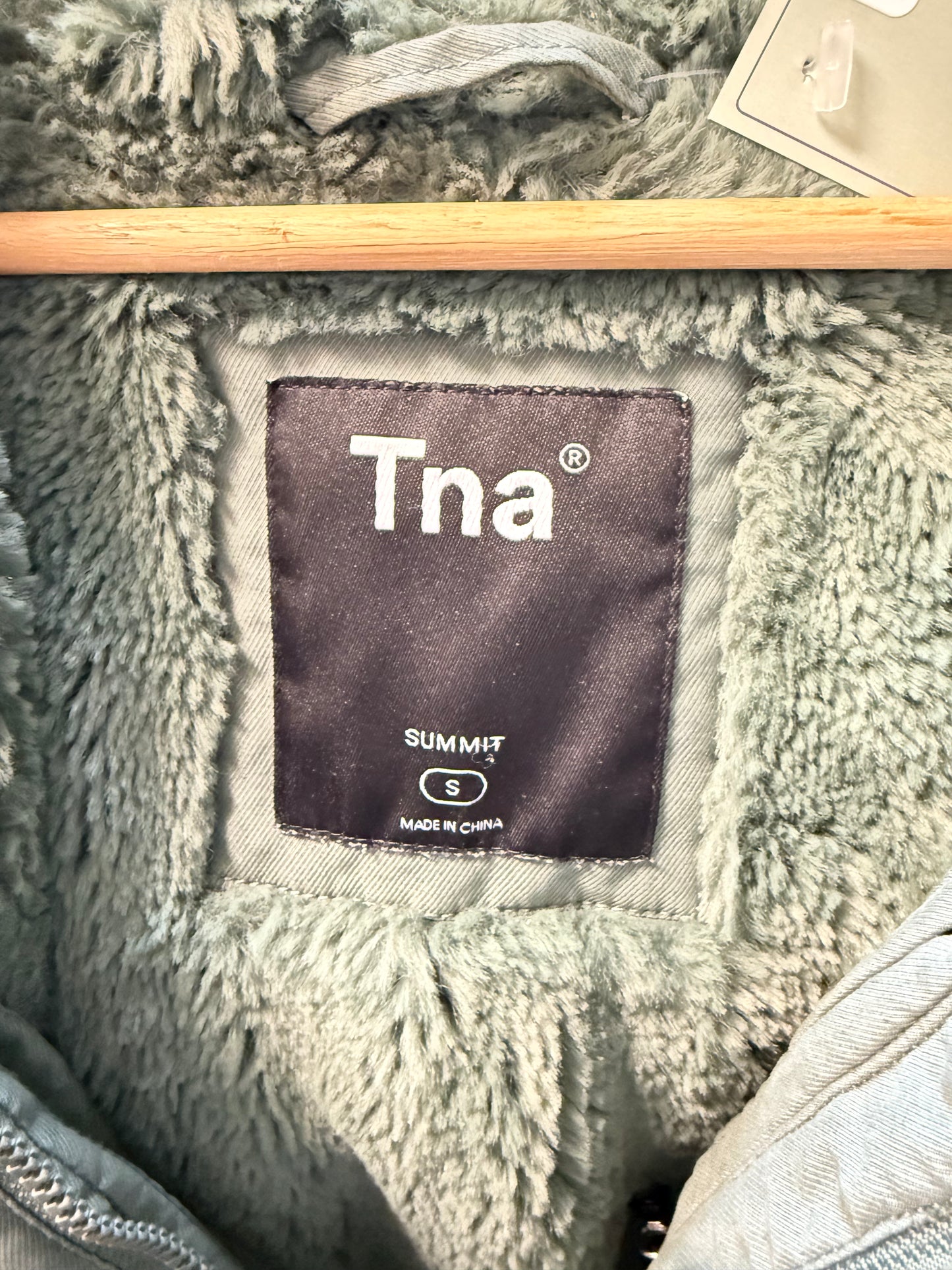 Aritzia TNA Summit Parka (S)